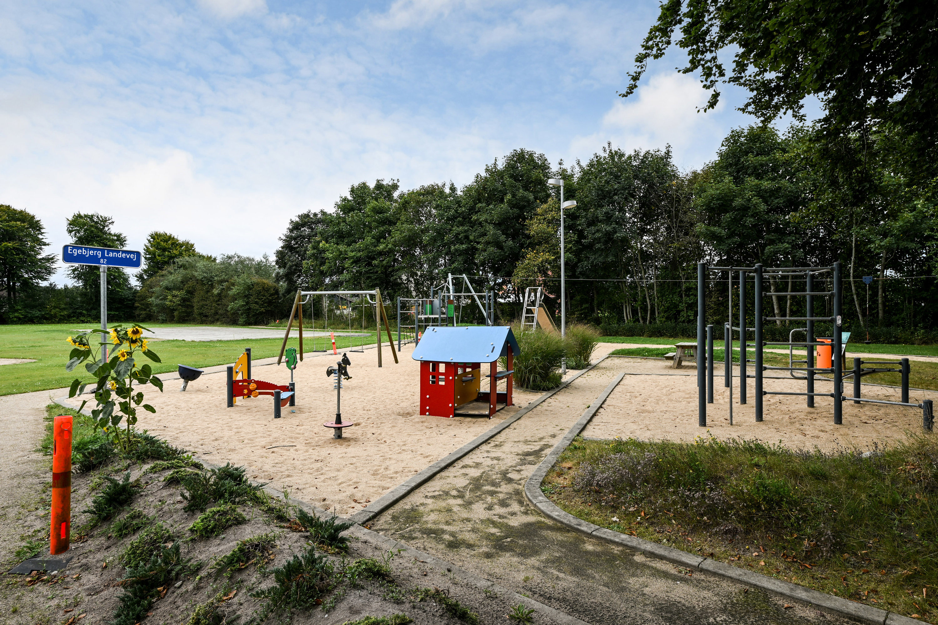 Fremhævet have billede i fuldskærmstilstand. Billede af Egebjerg Landevej 90, Vesterhede, 7250 Hejnsvig