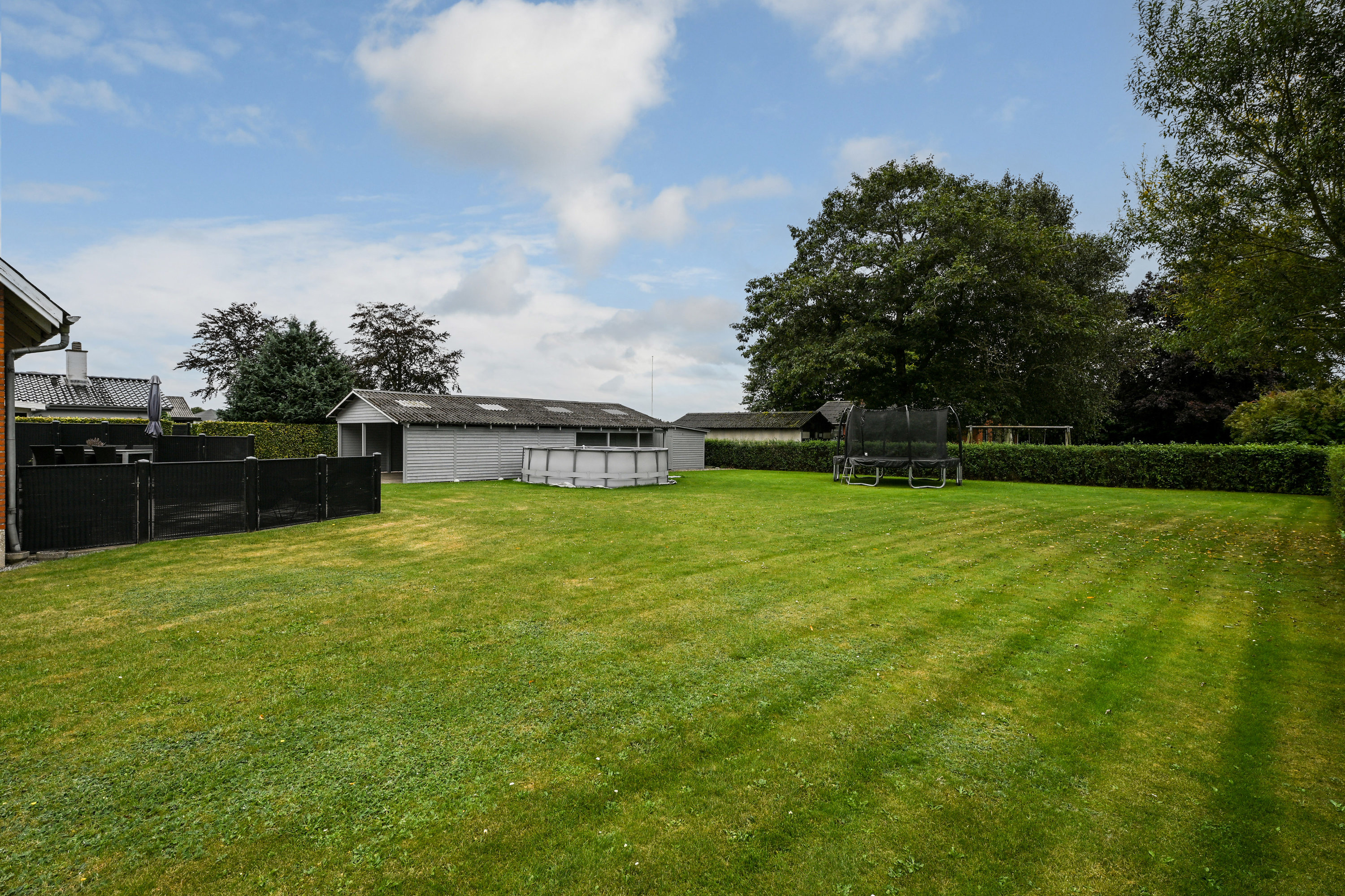 Fremhævet have billede i fuldskærmstilstand. Billede af Egebjerg Landevej 90, Vesterhede, 7250 Hejnsvig