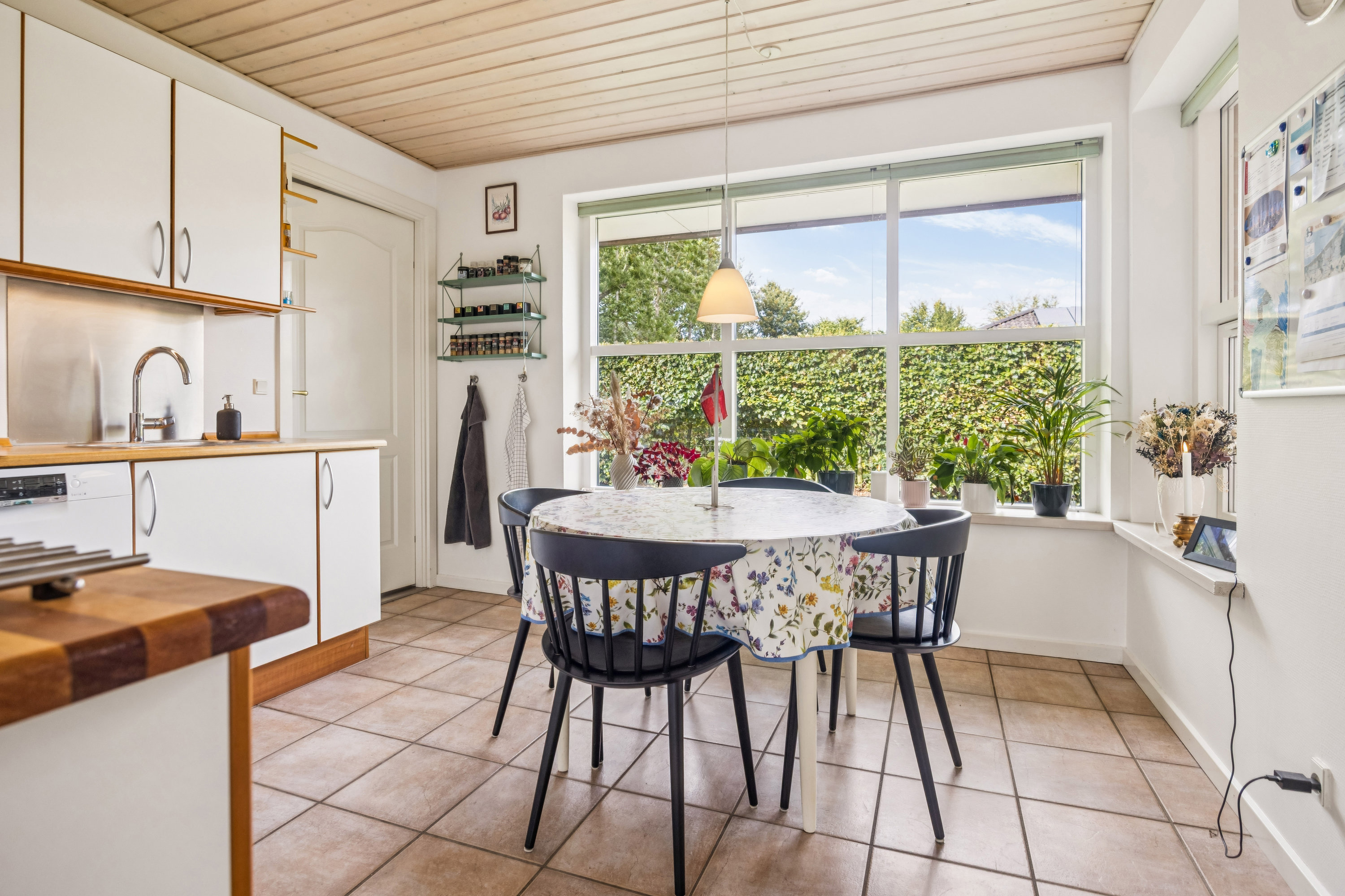 Fremhævet stue billede i fuldskærmstilstand. Billede af Sogneparken 19, Ulsted, 9370 Hals