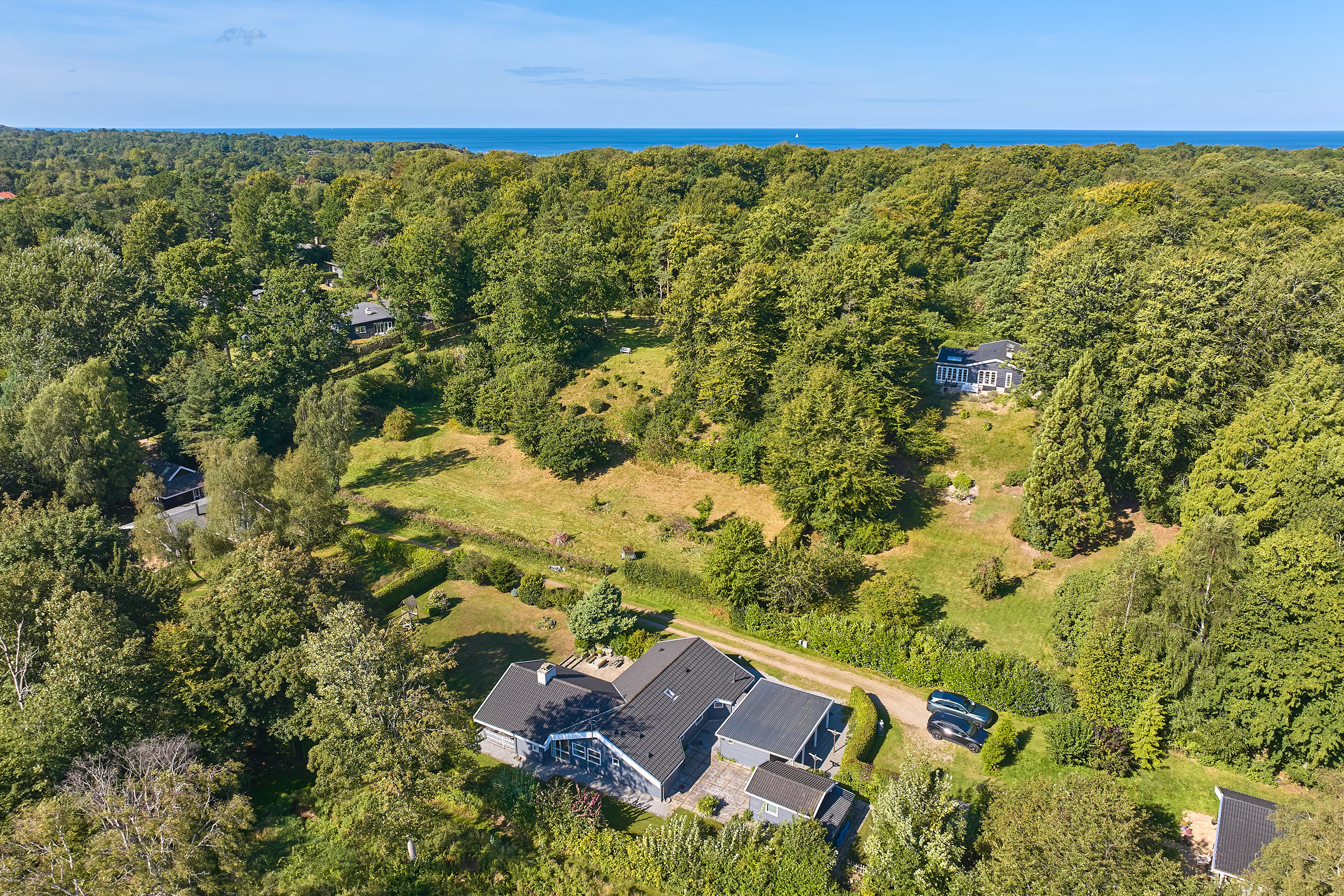 Fremhævet ejendommen billede i fuldskærmstilstand. Billede af Karl Andersens Vej 24, Rågeleje, 3210 Vejby