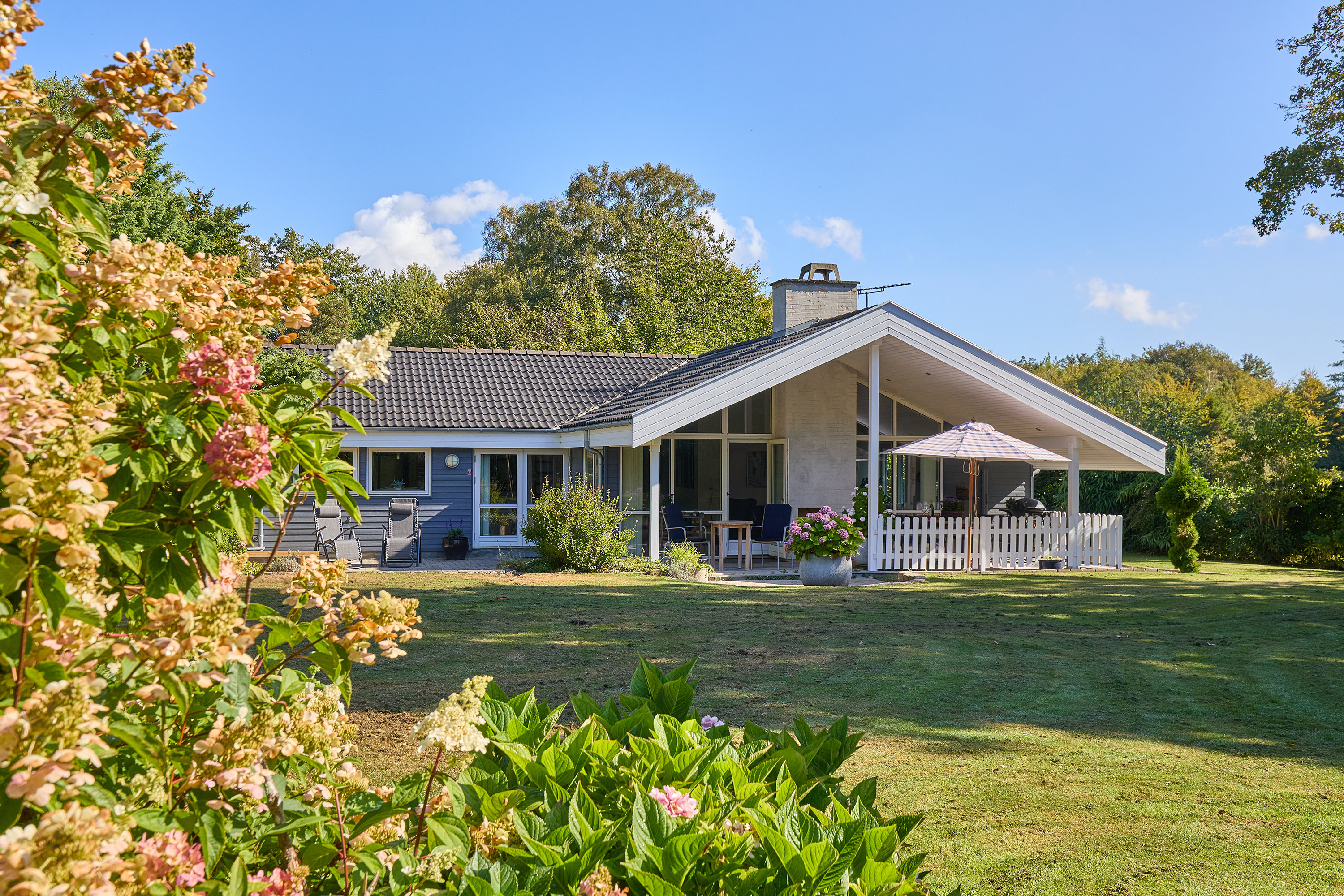 Fremhævet ejendommen billede i fuldskærmstilstand. Billede af Karl Andersens Vej 24, Rågeleje, 3210 Vejby