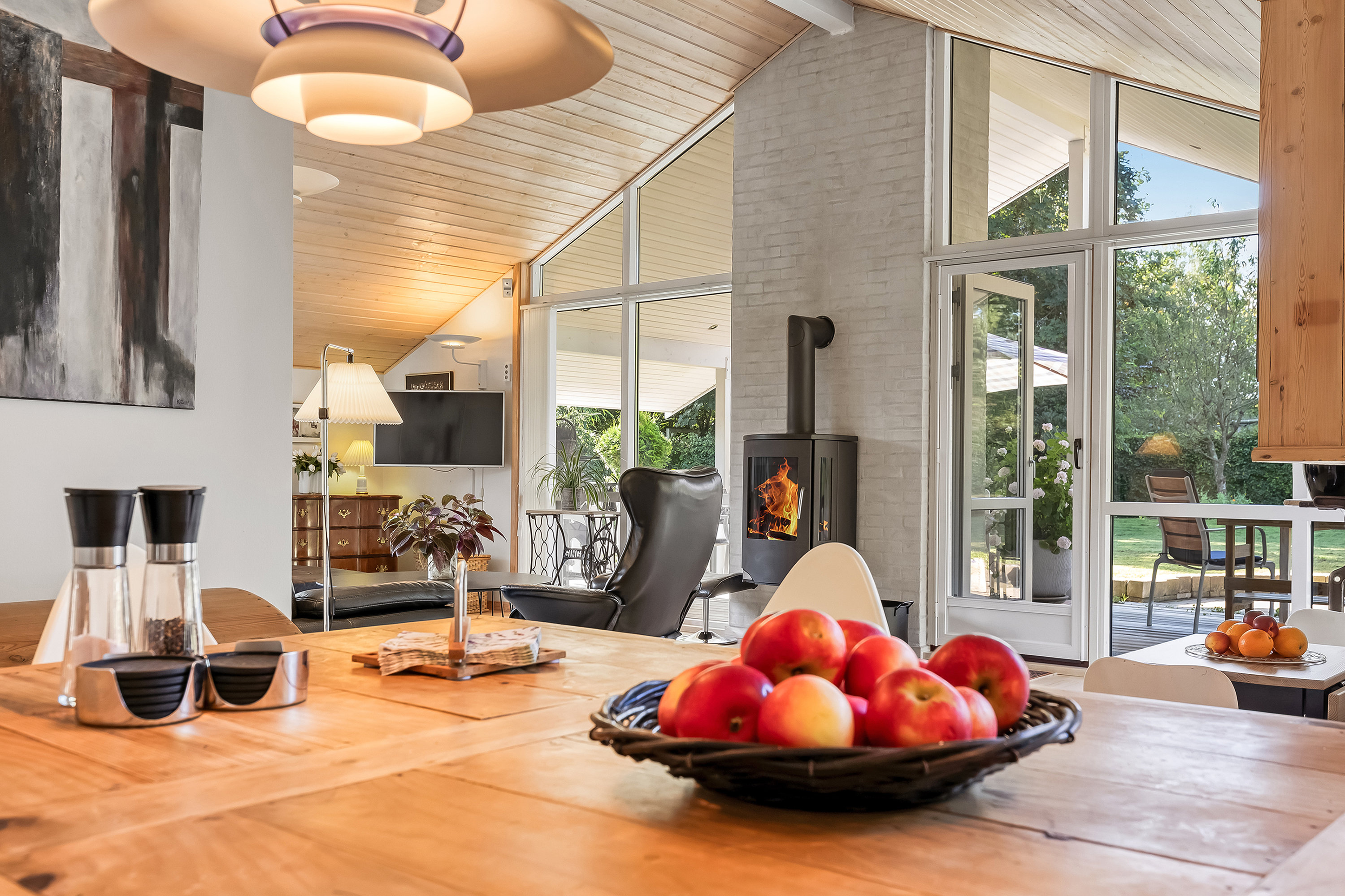 Fremhævet alrum billede i fuldskærmstilstand. Billede af Karl Andersens Vej 24, Rågeleje, 3210 Vejby