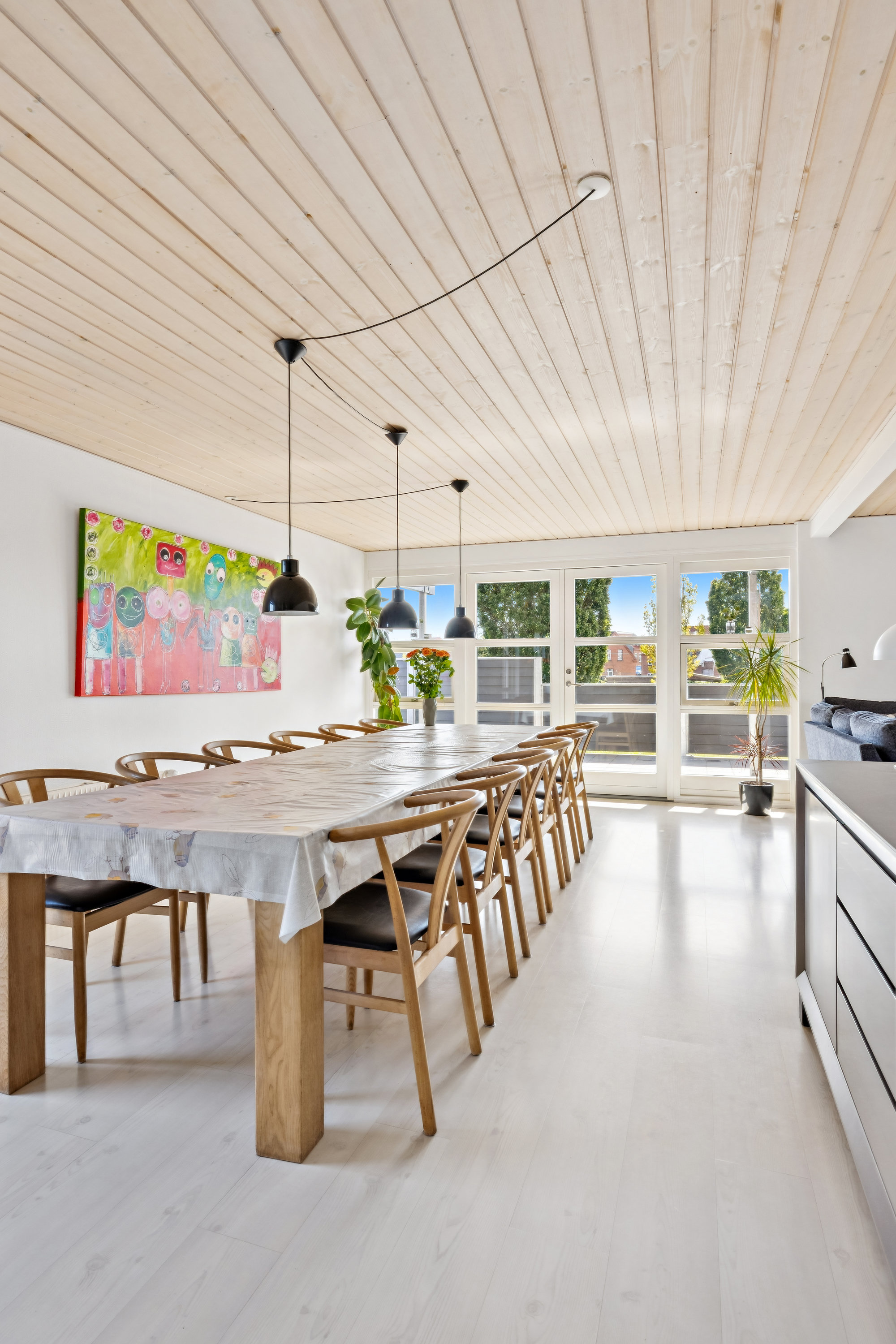 Fremhævet stue billede i fuldskærmstilstand. Billede af Tulipanvej 2, 8500 Grenaa