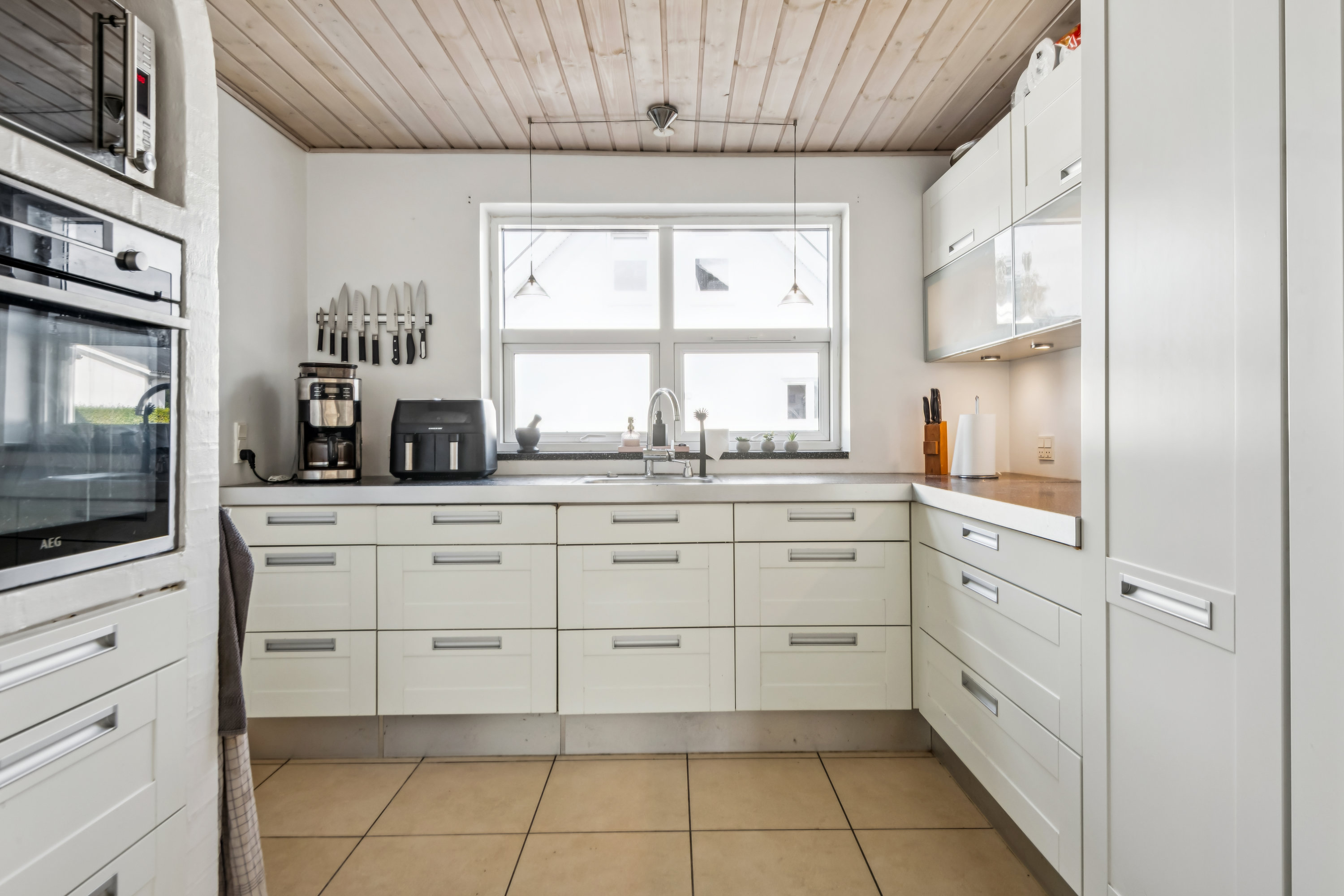 Miniaturebillede 1: køkken. Billede af Skaarupvej 11, Ravnkilde, 9610 Nørager