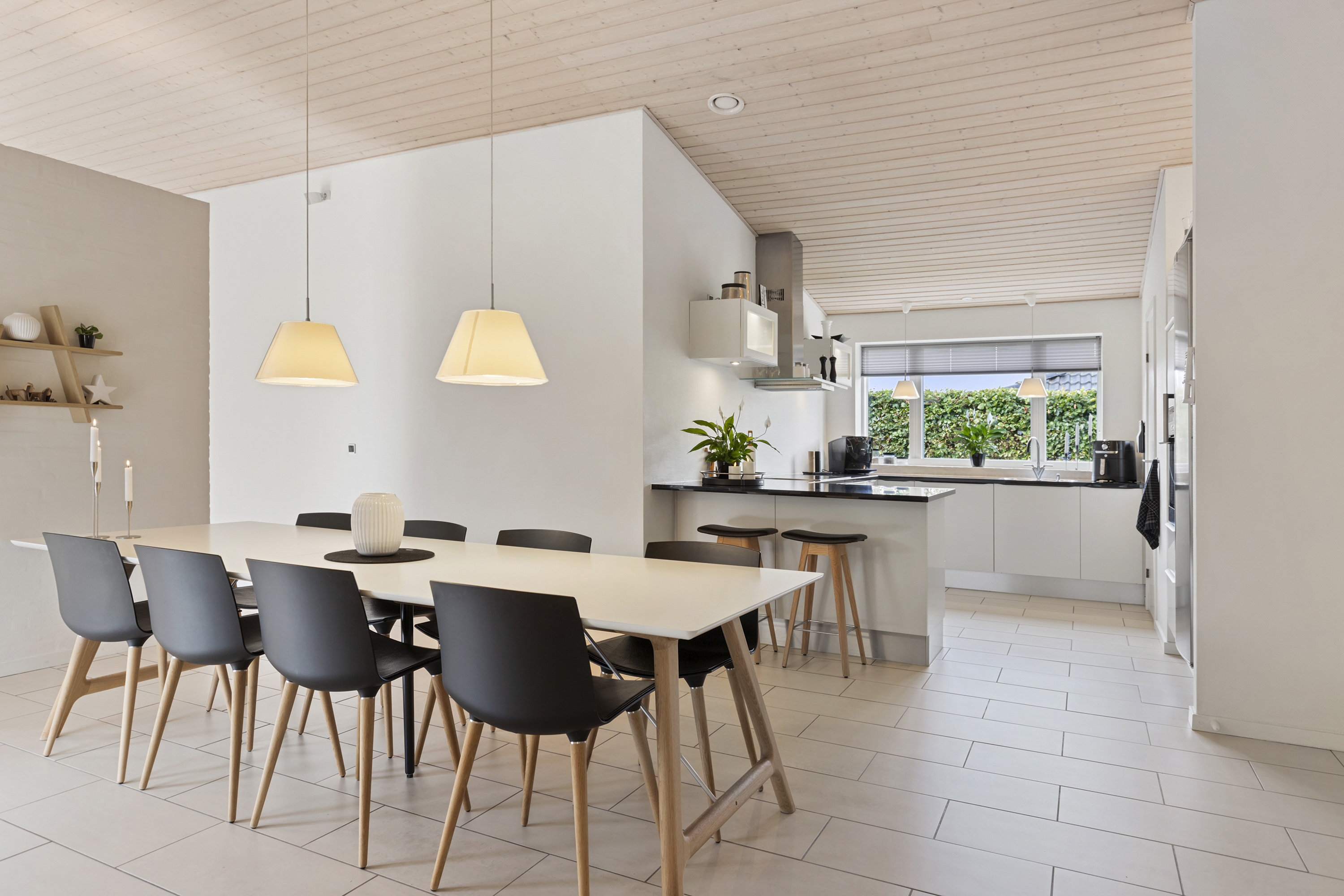 Fremhævet køkken alrum billede i fuldskærmstilstand. Billede af Ådalen 125, 9700 Brønderslev