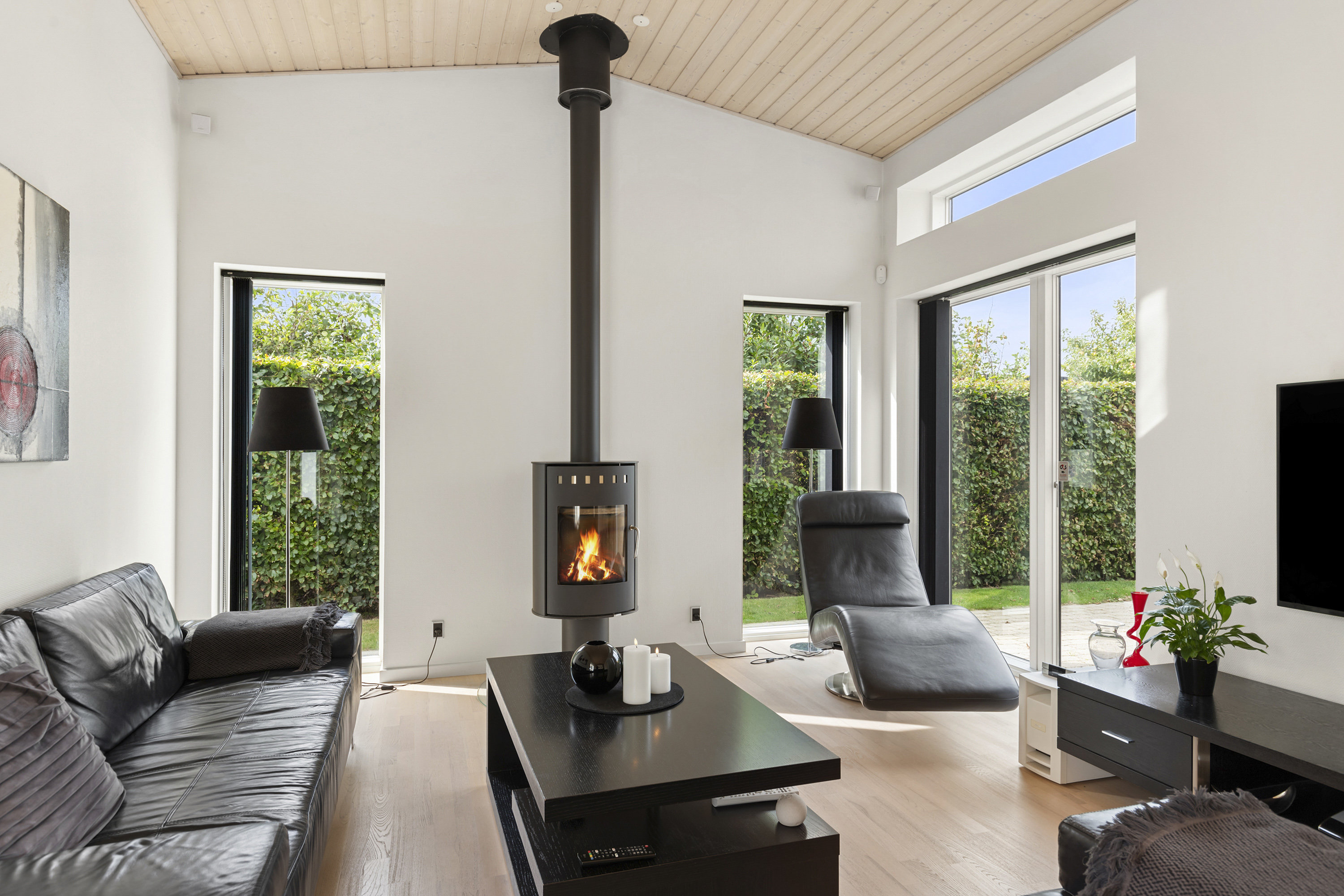 Fremhævet stue billede i fuldskærmstilstand. Billede af Ådalen 125, 9700 Brønderslev