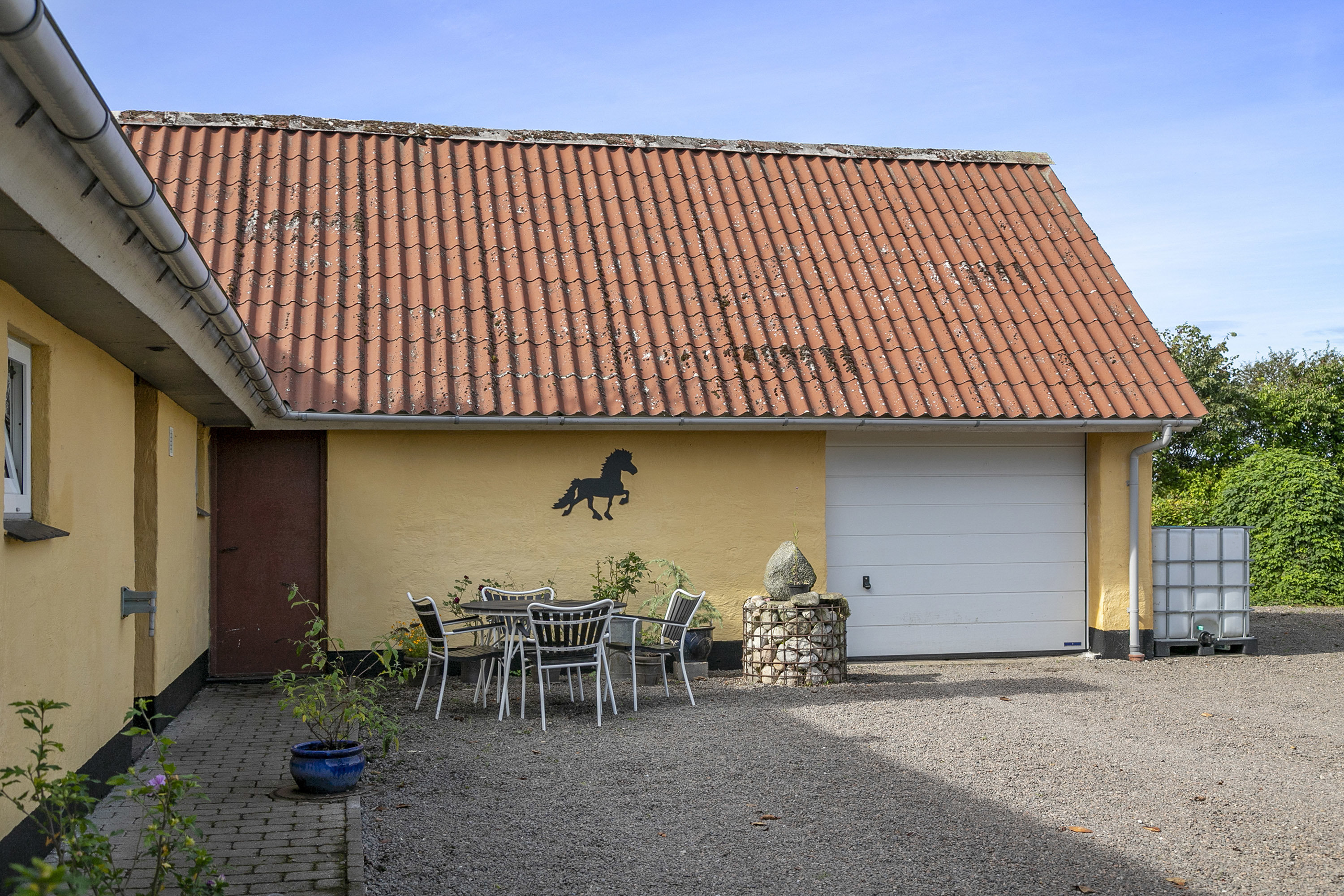 Fremhævet garage billede i fuldskærmstilstand. Billede af Hvidbakvej 36, Serritslev, 9700 Brønderslev