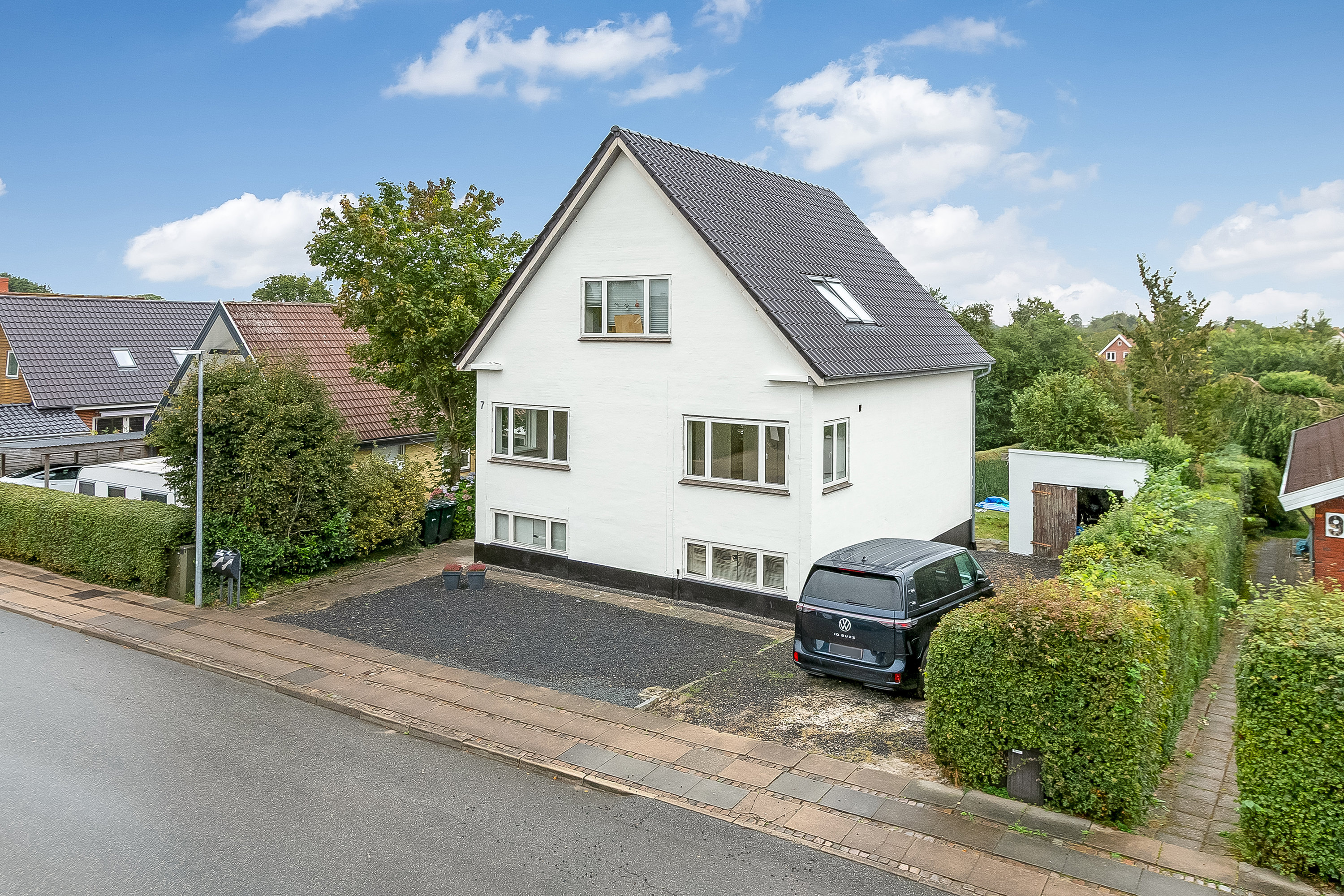 Fremhævet mastefoto billede i fuldskærmstilstand. Billede af Peter Tofts Vej 7, st.., 6000 Kolding