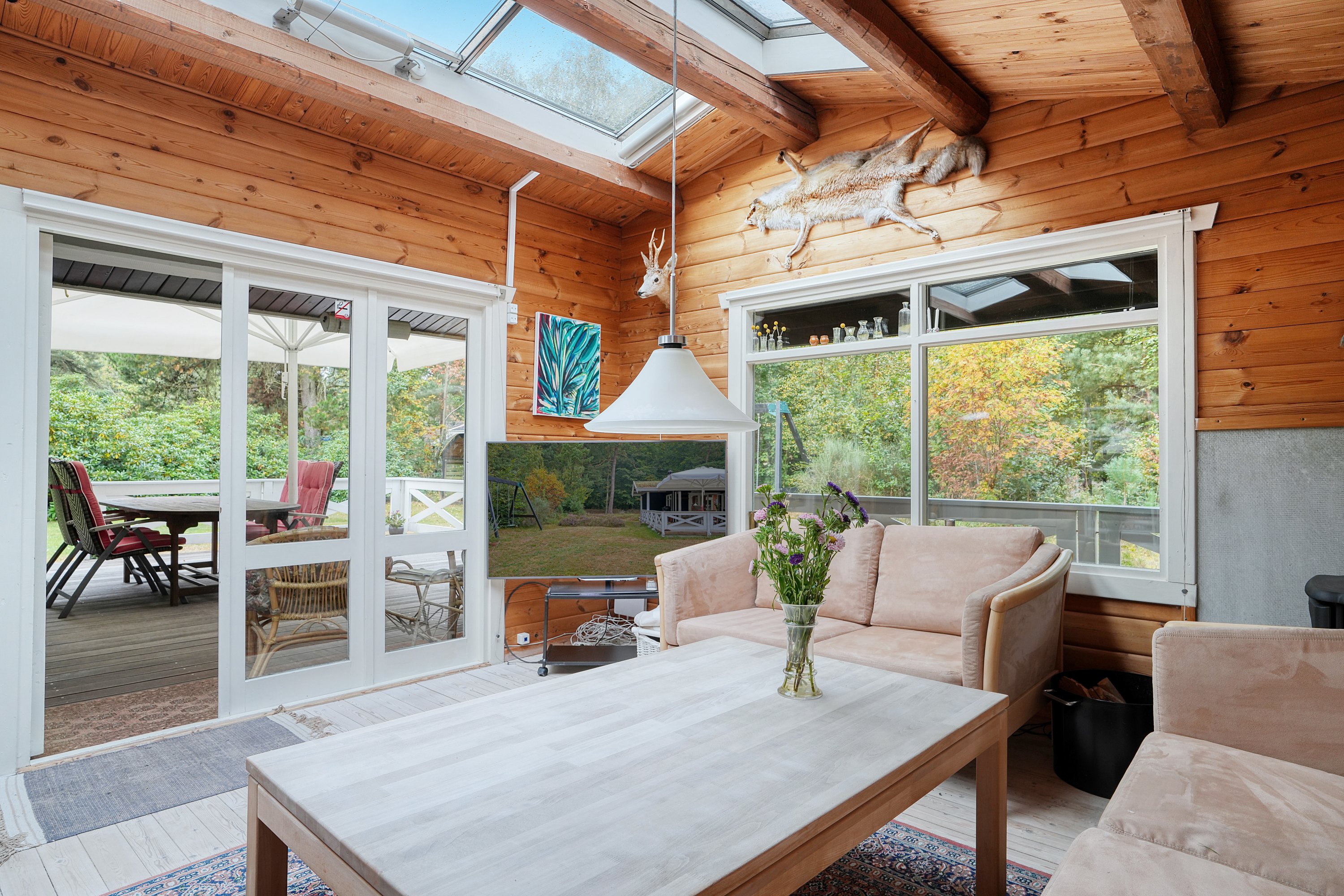 Fremhævet stue billede i fuldskærmstilstand. Billede af Hjortevej 31, 4581 Rørvig