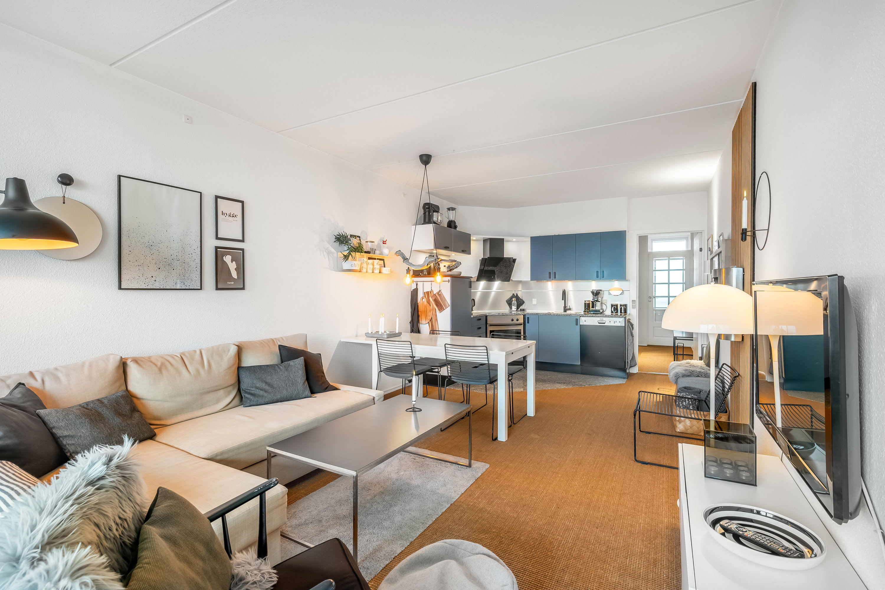 Fremhævet stue billede i fuldskærmstilstand. Billede af Strandvejen 61C, 1. 207., Fanø Bad, 6720 Fanø