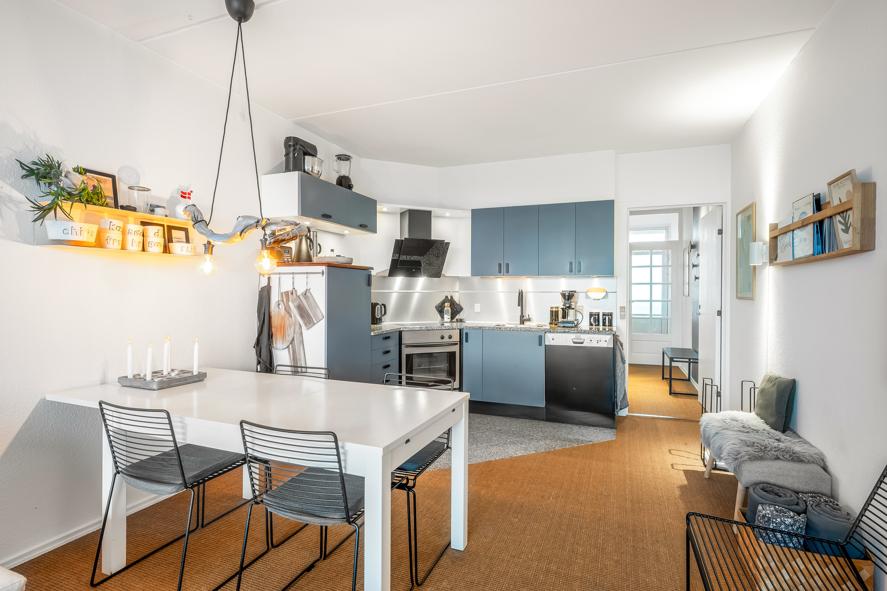 Fremhævet stue billede i fuldskærmstilstand. Billede af Strandvejen 61C, 1. 207., Fanø Bad, 6720 Fanø