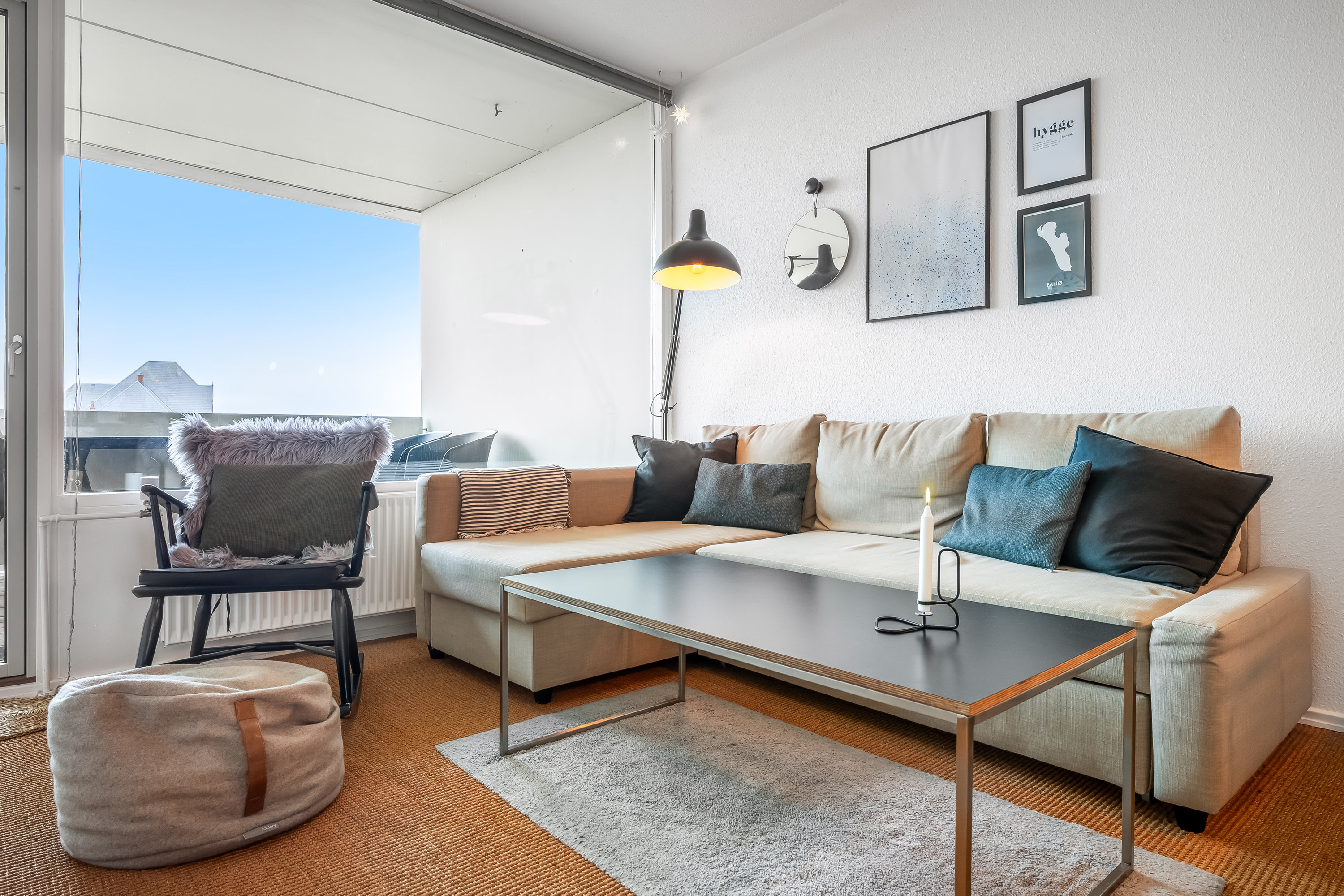 Fremhævet stue billede i fuldskærmstilstand. Billede af Strandvejen 61C, 1. 207., Fanø Bad, 6720 Fanø