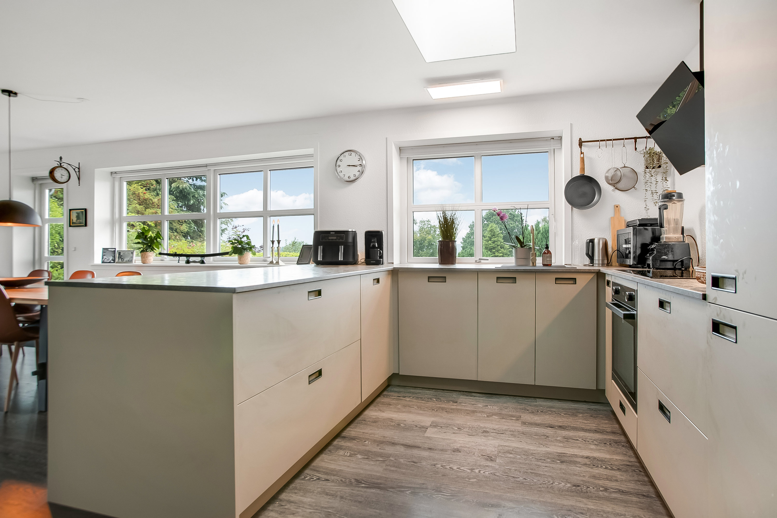 Miniaturebillede 1: køkken. Billede af Løvelvej 6, Seest, 6000 Kolding