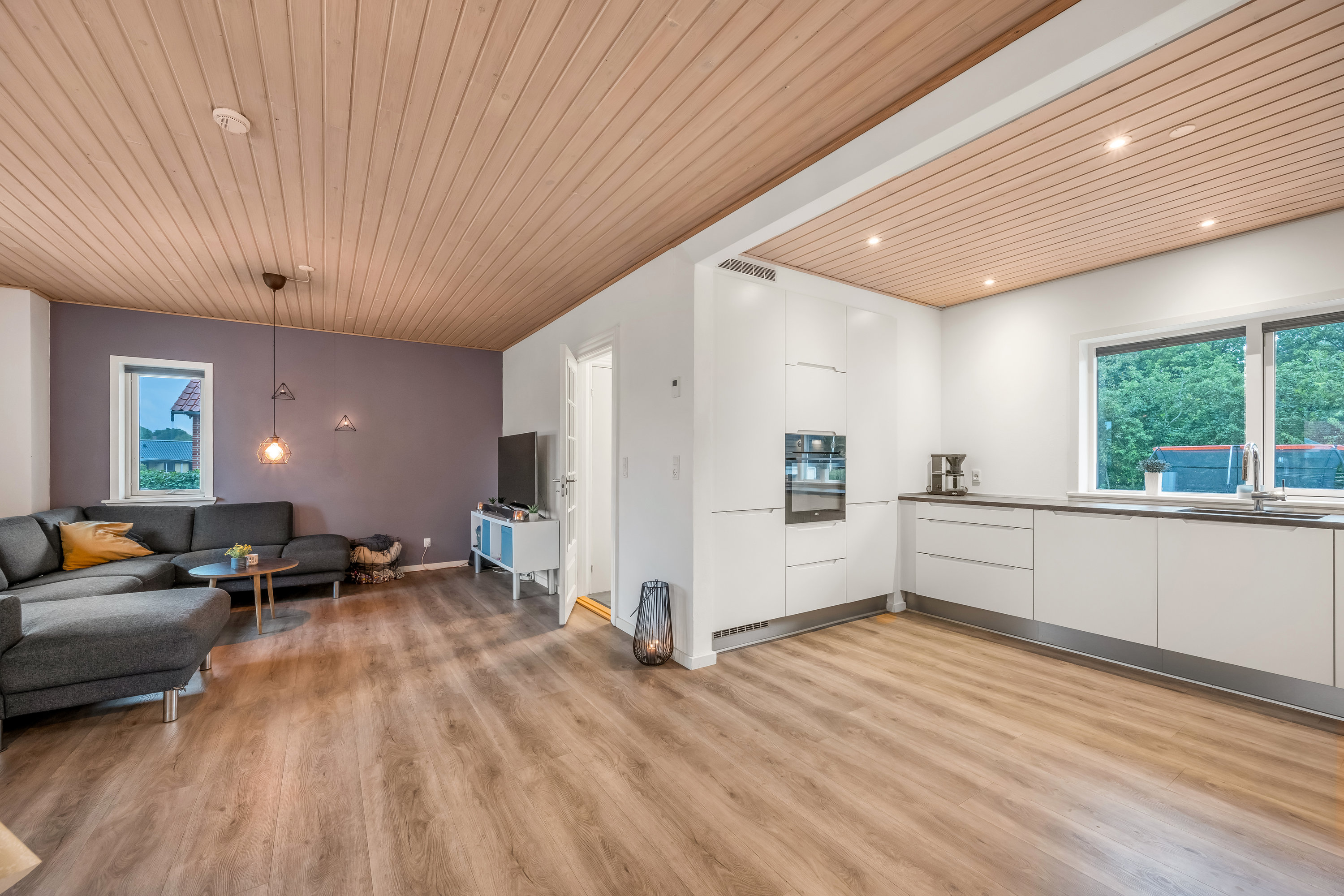 Fremhævet køkken alrum  billede i fuldskærmstilstand. Billede af Birkalle 13, 6900 Skjern