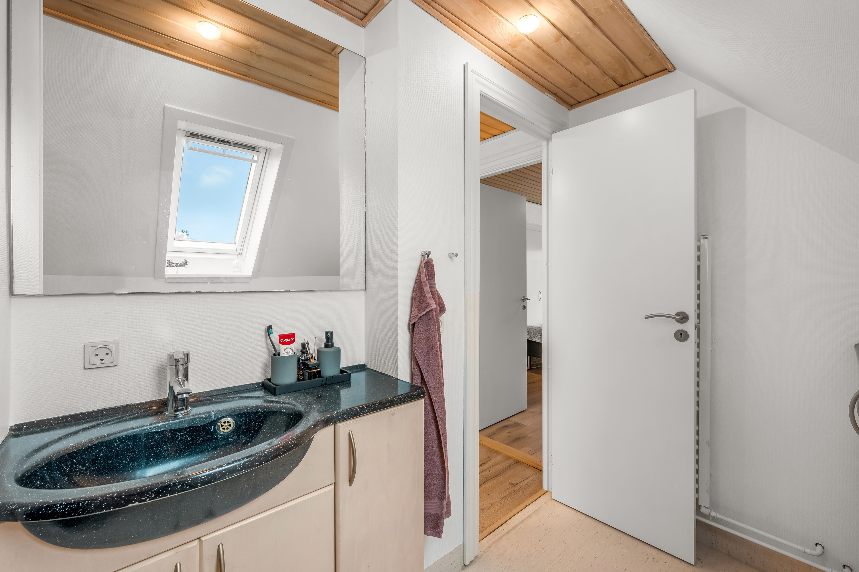 Fremhævet badeværelse billede i fuldskærmstilstand. Billede af Birkalle 13, 6900 Skjern