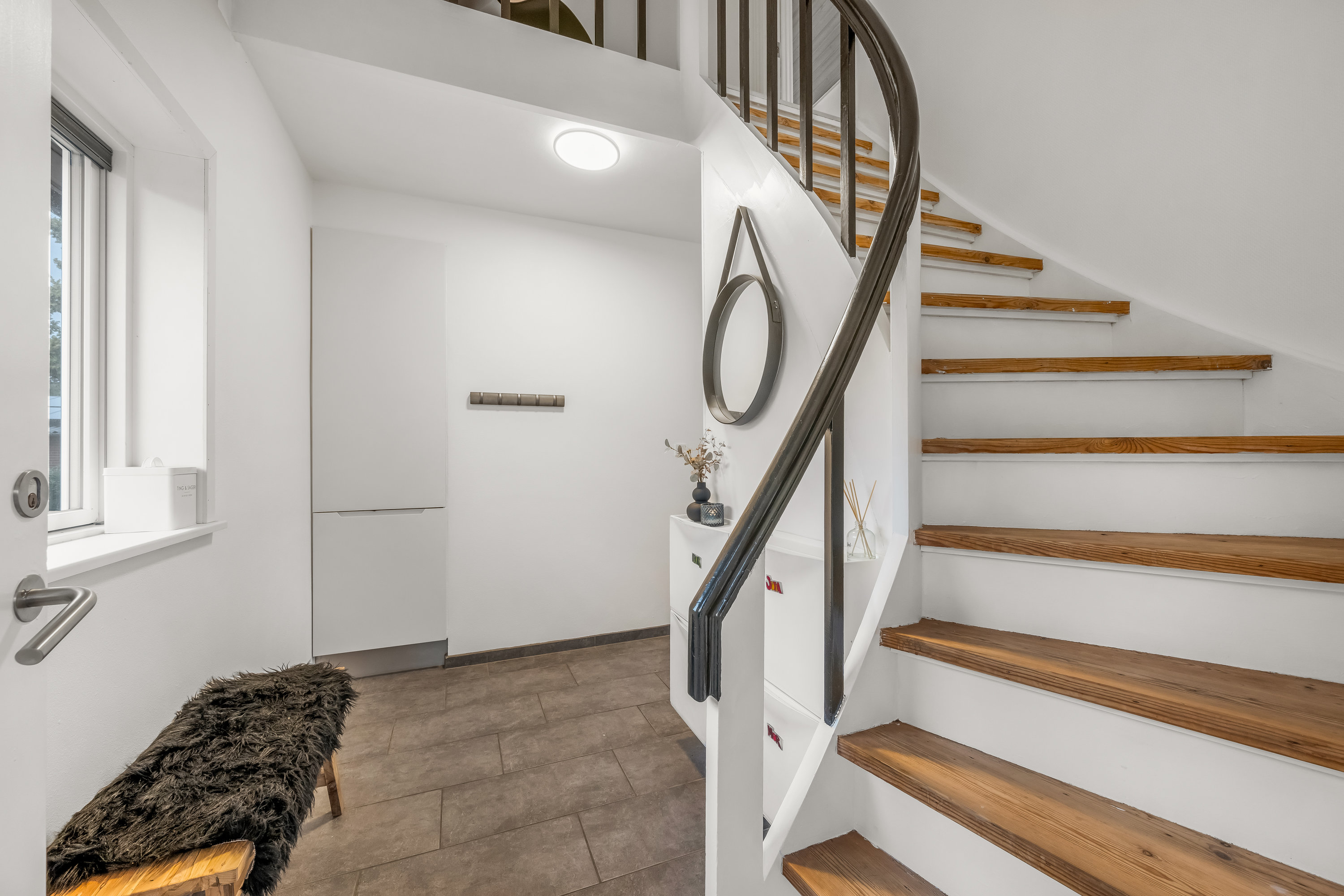 Fremhævet trappe  billede i fuldskærmstilstand. Billede af Birkalle 13, 6900 Skjern