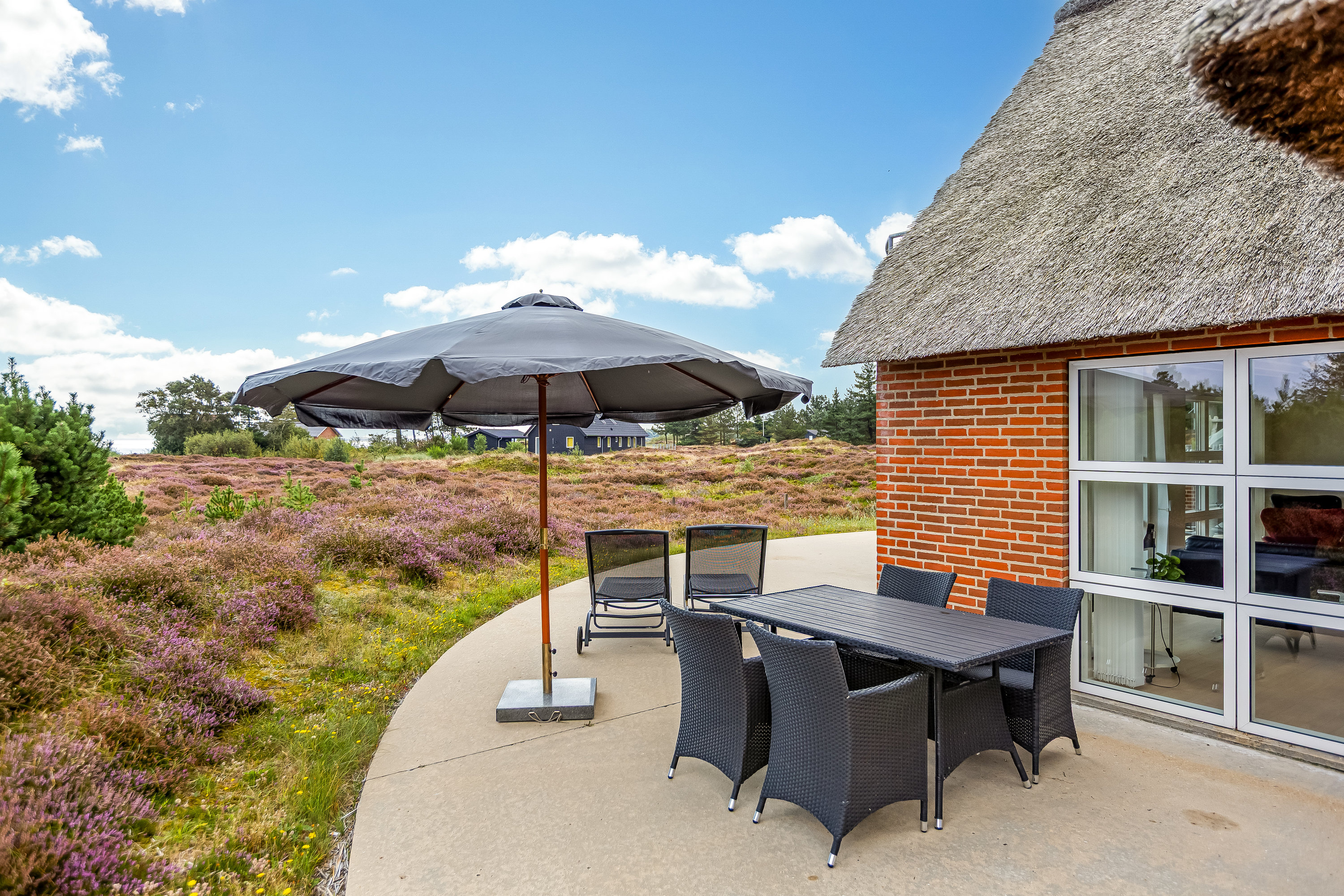 Fremhævet terrasse billede i fuldskærmstilstand. Billede af J Tagholmsvej 29D, Kromose, 6792 Rømø