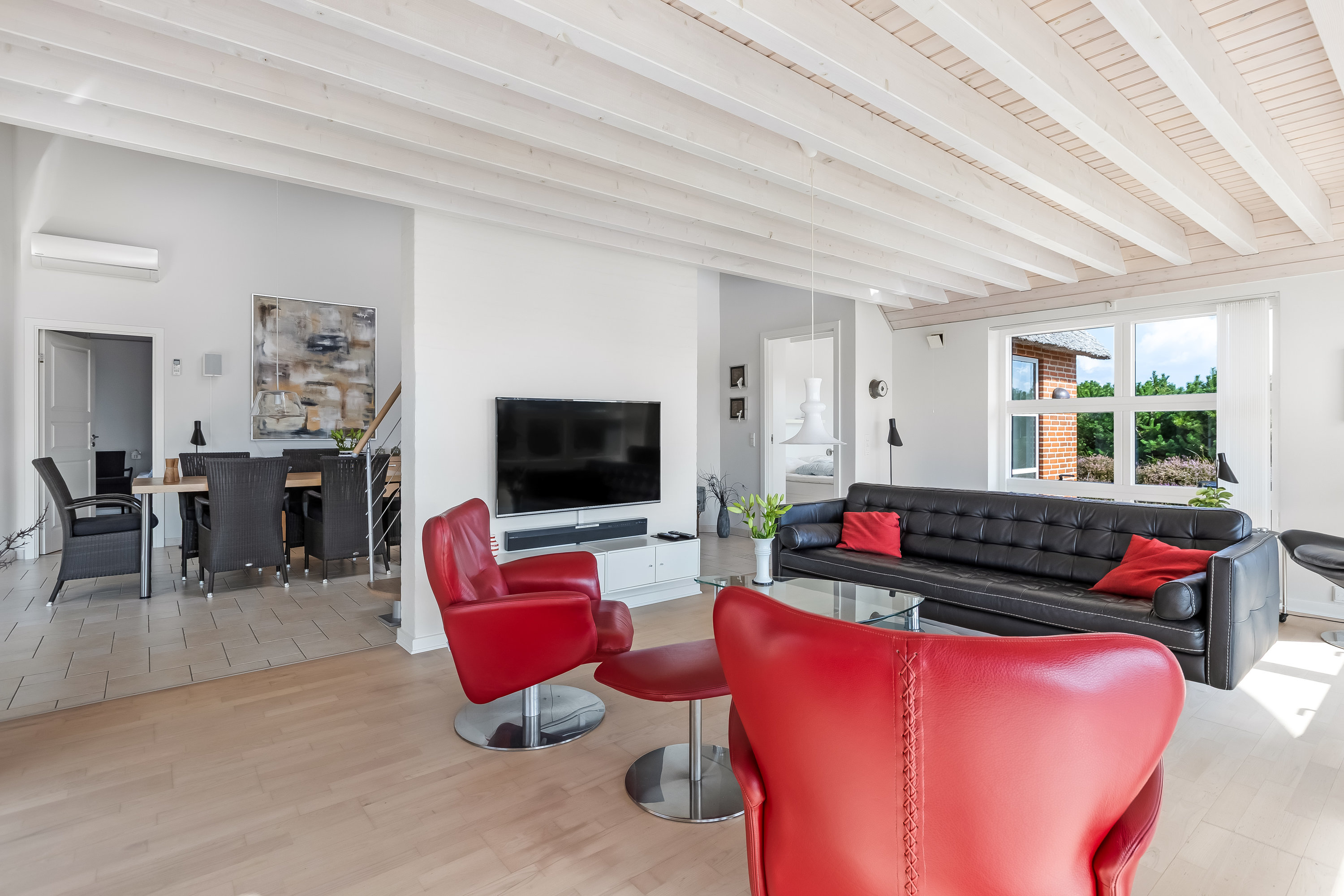 Fremhævet stue billede i fuldskærmstilstand. Billede af J Tagholmsvej 29D, Kromose, 6792 Rømø