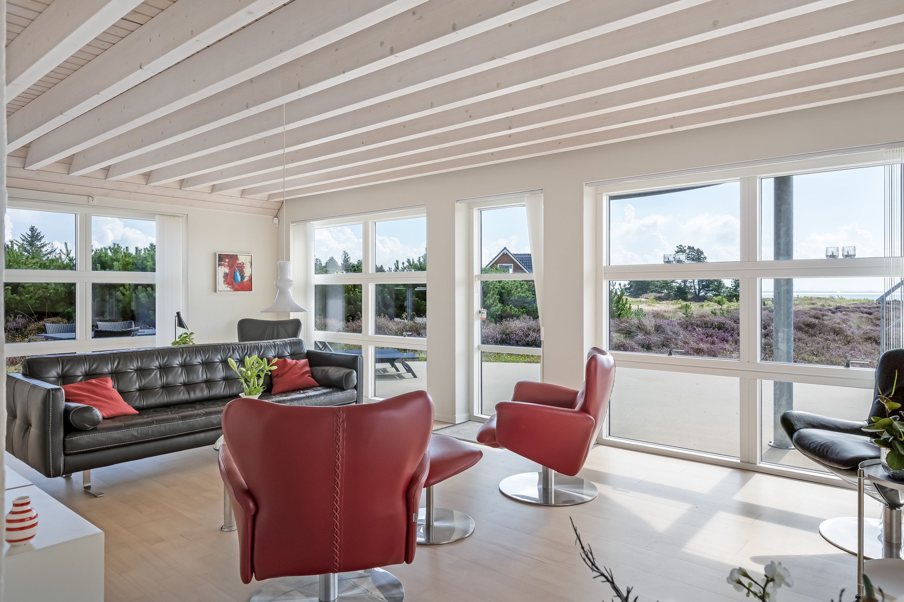 Fremhævet stue billede i fuldskærmstilstand. Billede af J Tagholmsvej 29D, Kromose, 6792 Rømø