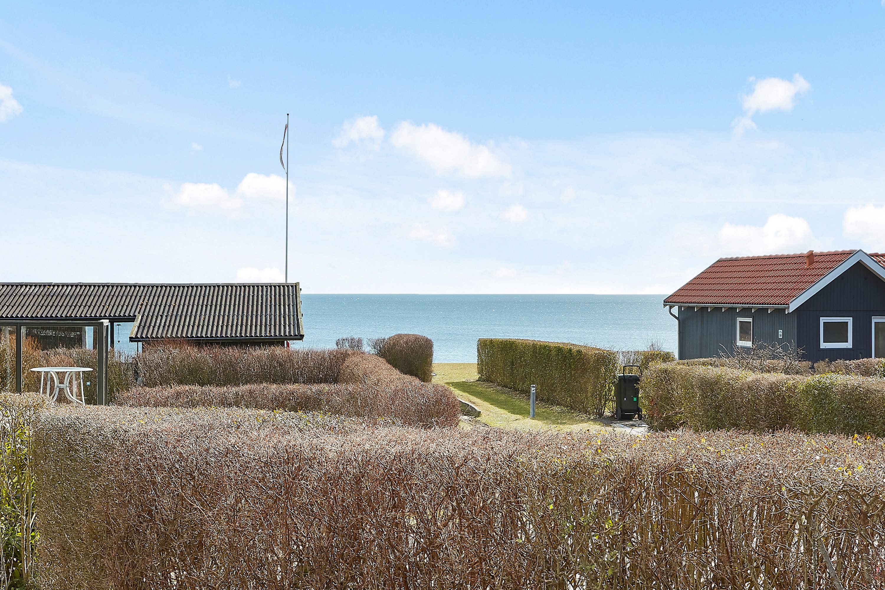 Miniaturebillede 1: udsigt. Billede af Nørgårds Strand 35, Sønderby, 7130 Juelsminde