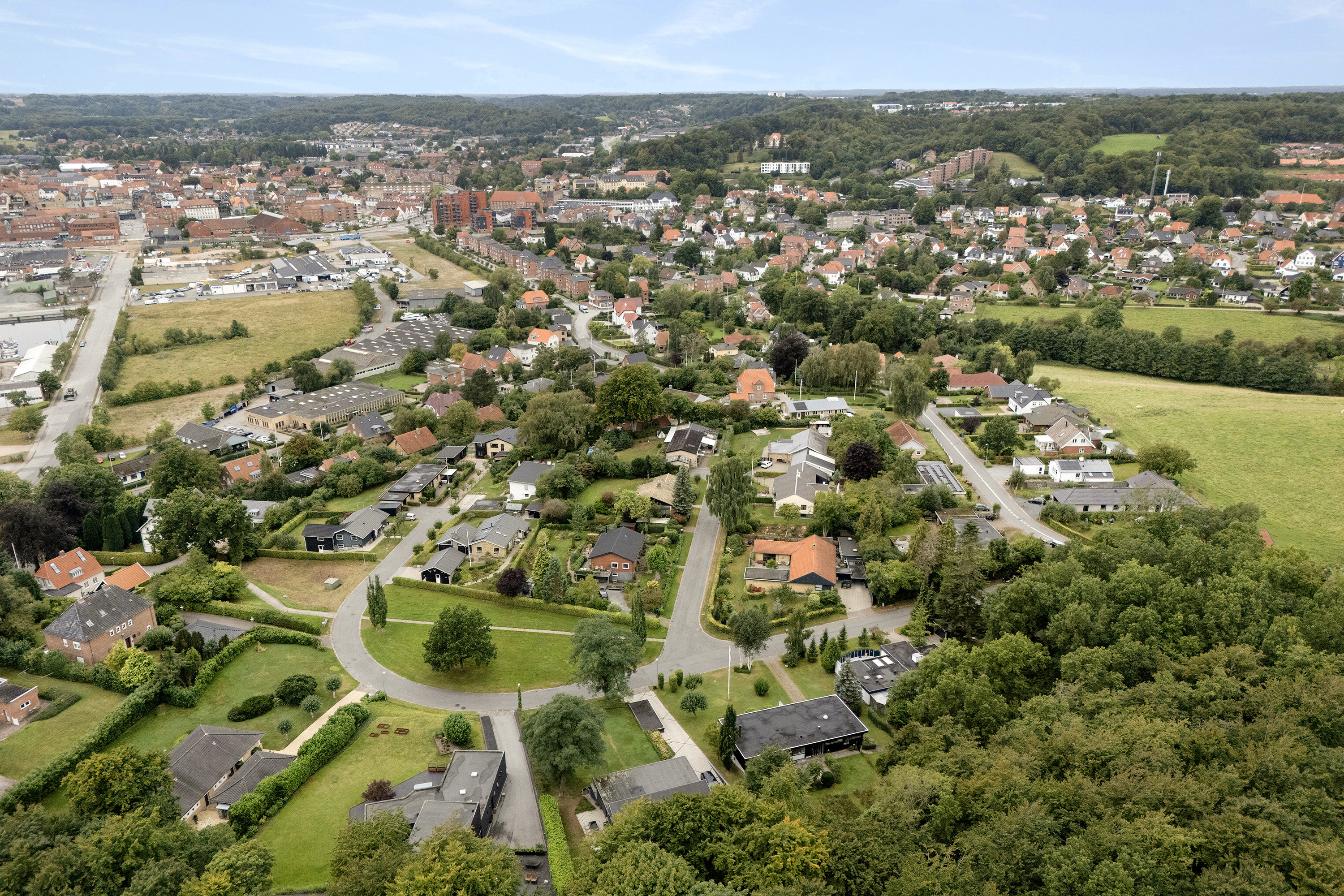 Fremhævet område billede i fuldskærmstilstand. Billede af Højholt 1, 6200 Aabenraa