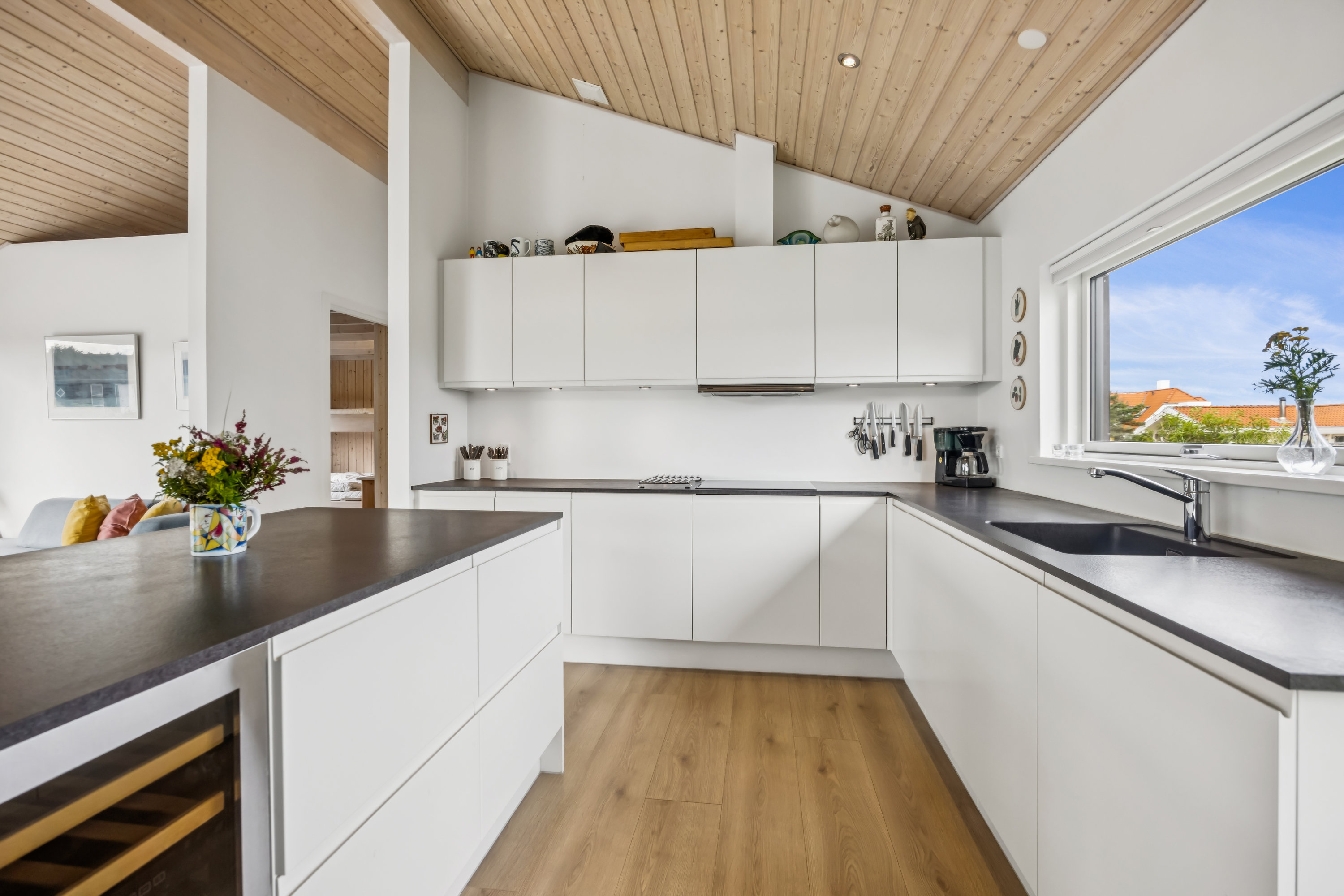 Fremhævet køkken billede i fuldskærmstilstand. Billede af Ribergaardsvej 7, 9492 Blokhus