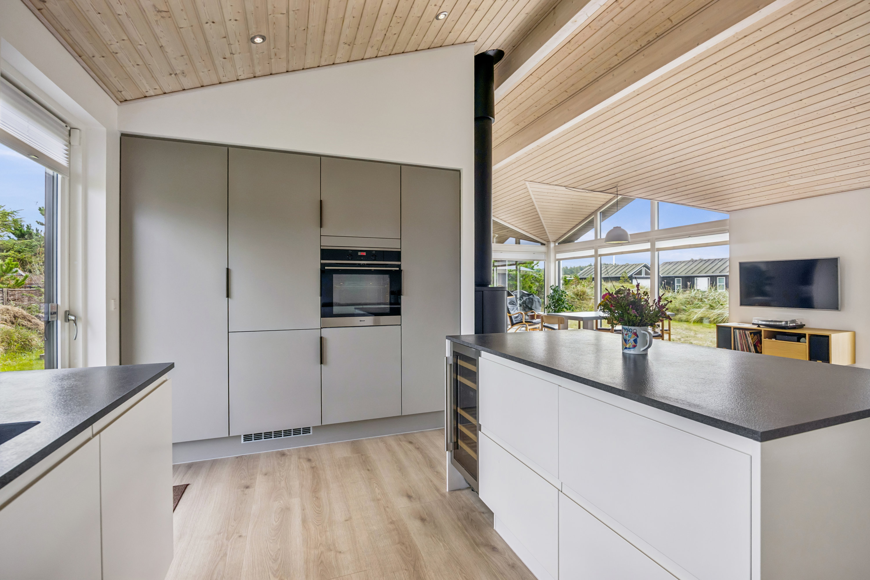 Fremhævet køkken billede i fuldskærmstilstand. Billede af Ribergaardsvej 7, 9492 Blokhus