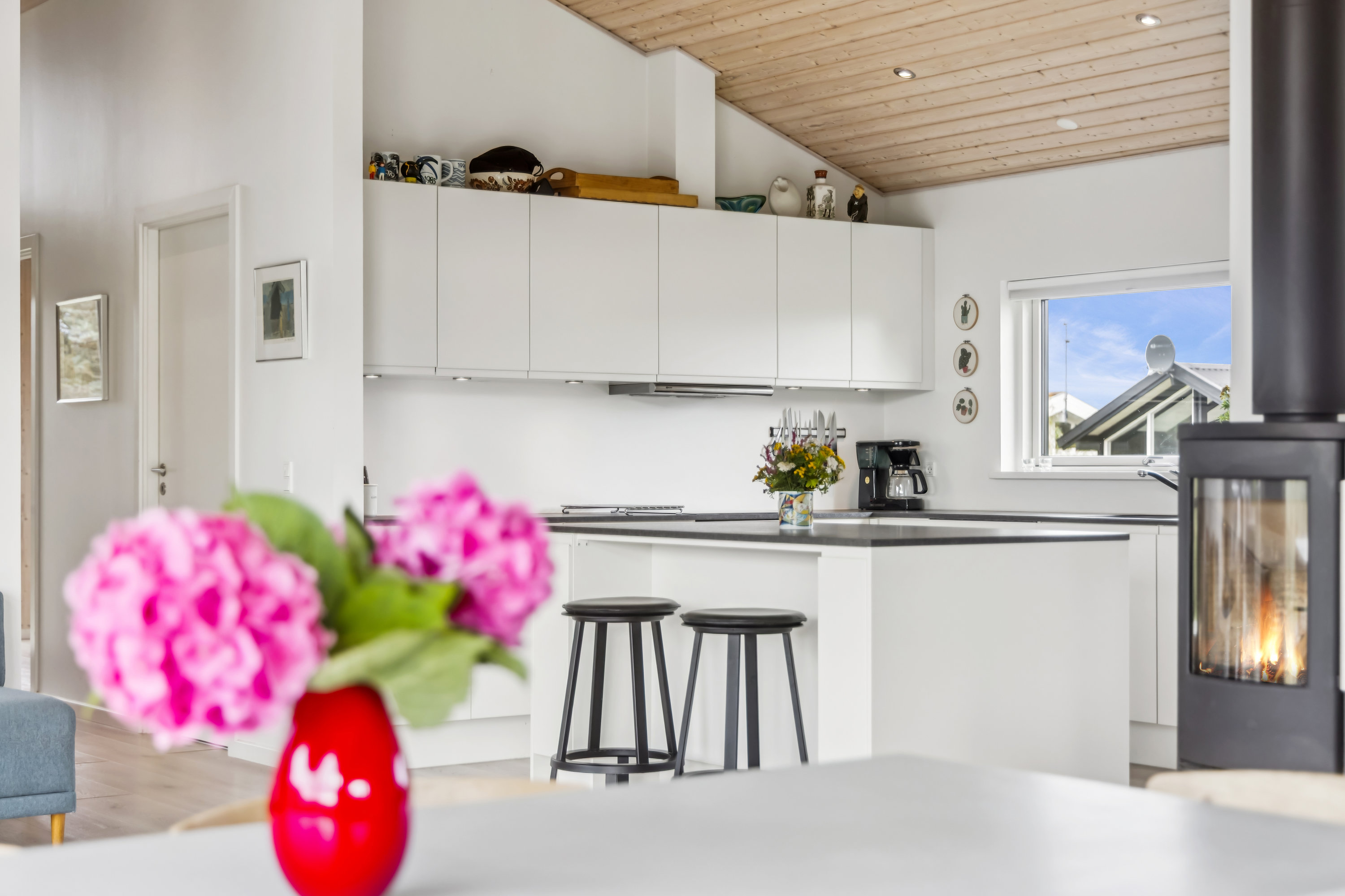 Fremhævet stue billede i fuldskærmstilstand. Billede af Ribergaardsvej 7, 9492 Blokhus