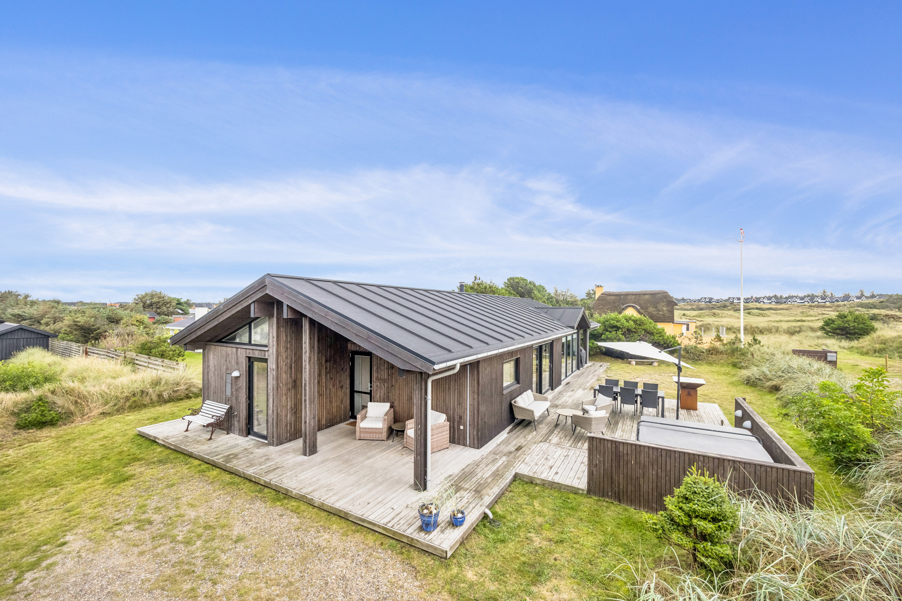 Fremhævet ejendom 1 billede i fuldskærmstilstand. Billede af Ribergaardsvej 7, 9492 Blokhus