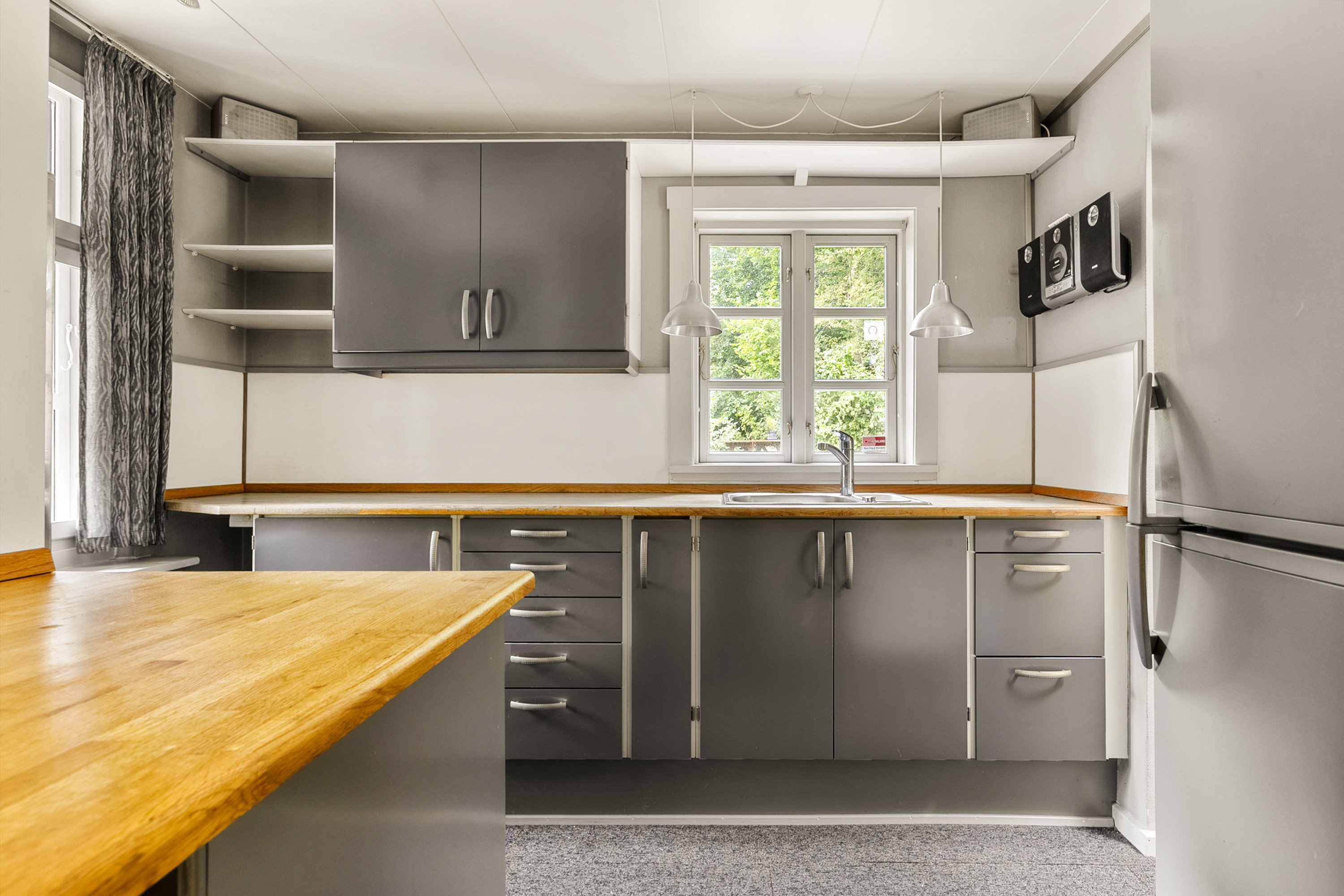Fremhævet køkken billede i fuldskærmstilstand. Billede af Højholt 1, 6200 Aabenraa