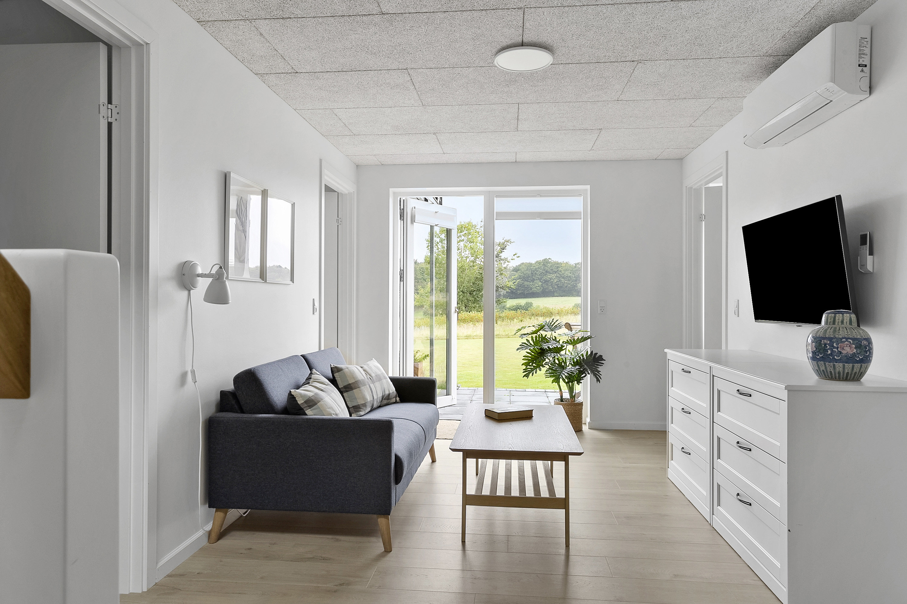 Fremhævet stue billede i fuldskærmstilstand. Billede af Løjt Bellevue 8, Løjt Nørresk, 6200 Aabenraa