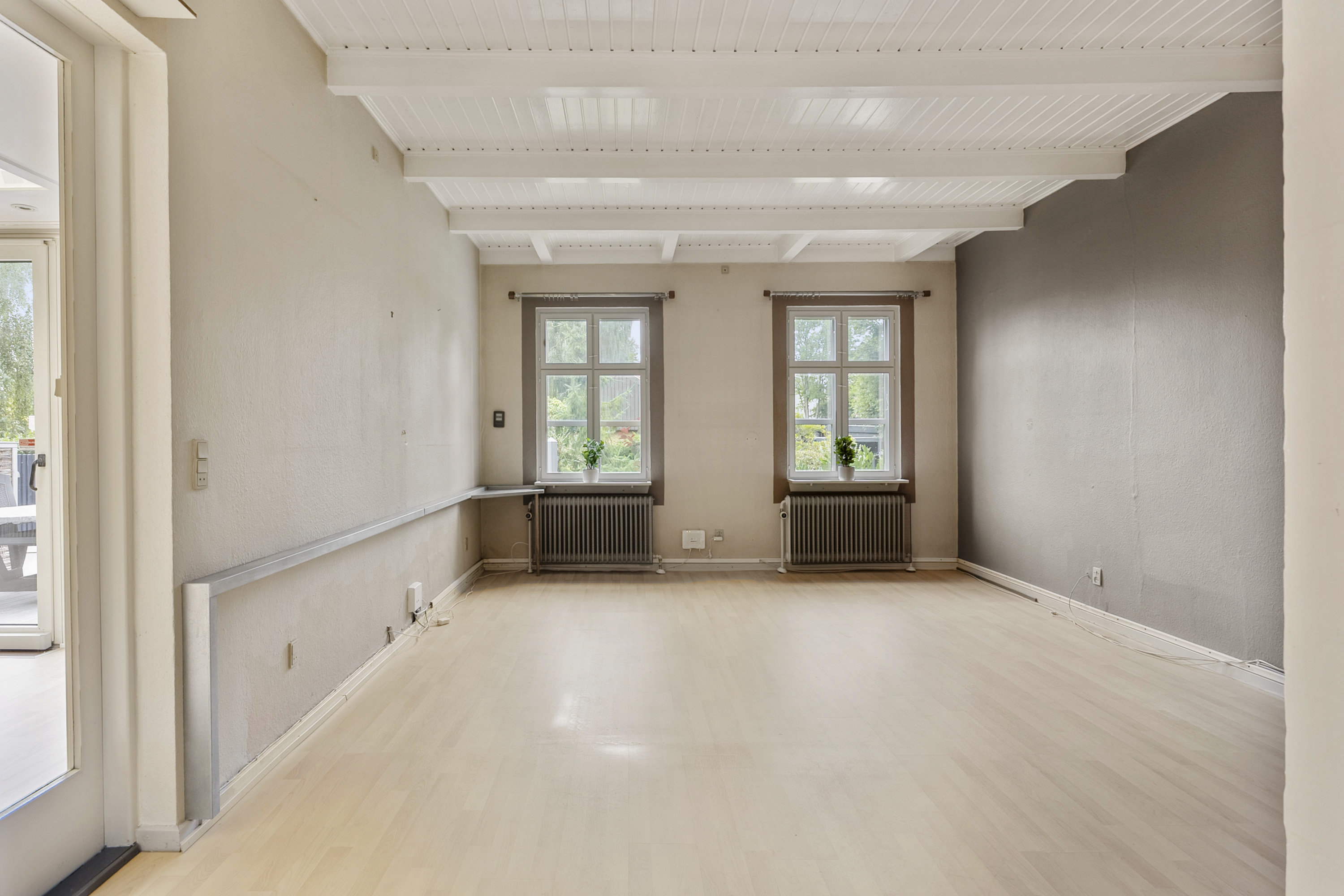 Fremhævet værelse billede i fuldskærmstilstand. Billede af Højholt 1, 6200 Aabenraa