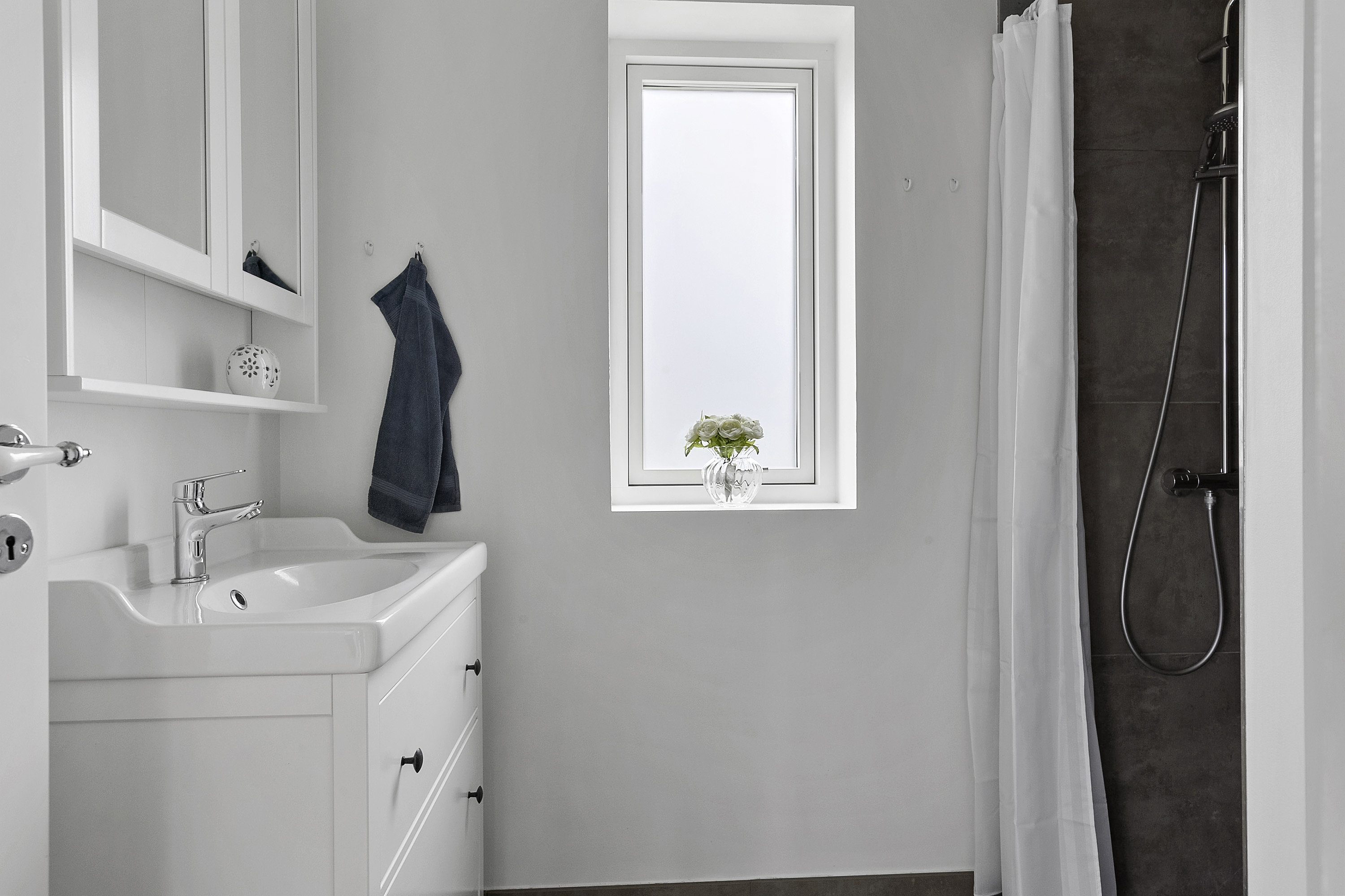 Fremhævet badeværelse billede i fuldskærmstilstand. Billede af Løjt Bellevue 8, Løjt Nørresk, 6200 Aabenraa