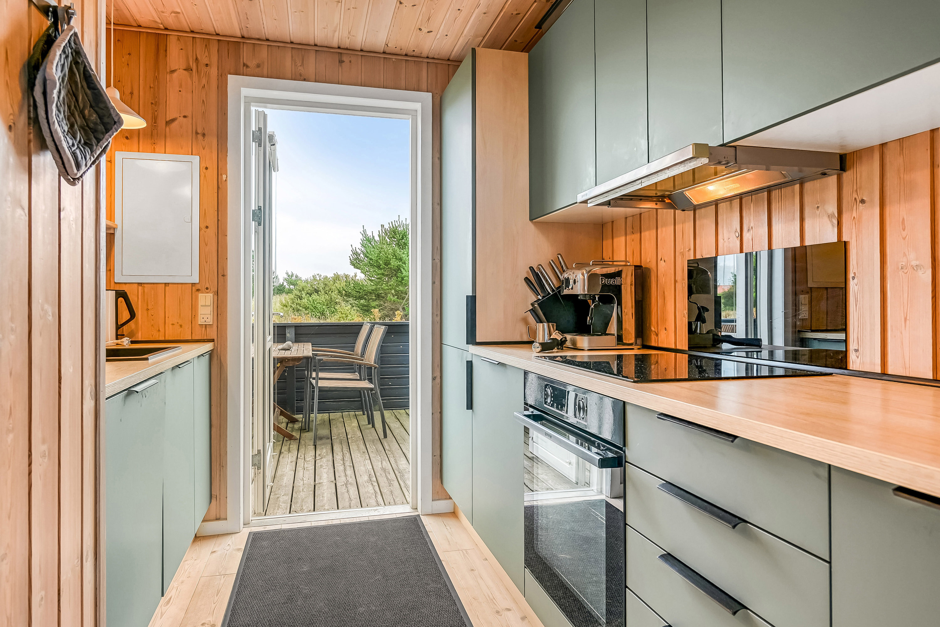 Miniaturebillede 1: køkken. Billede af Fjand Strand 29, 6990 Ulfborg