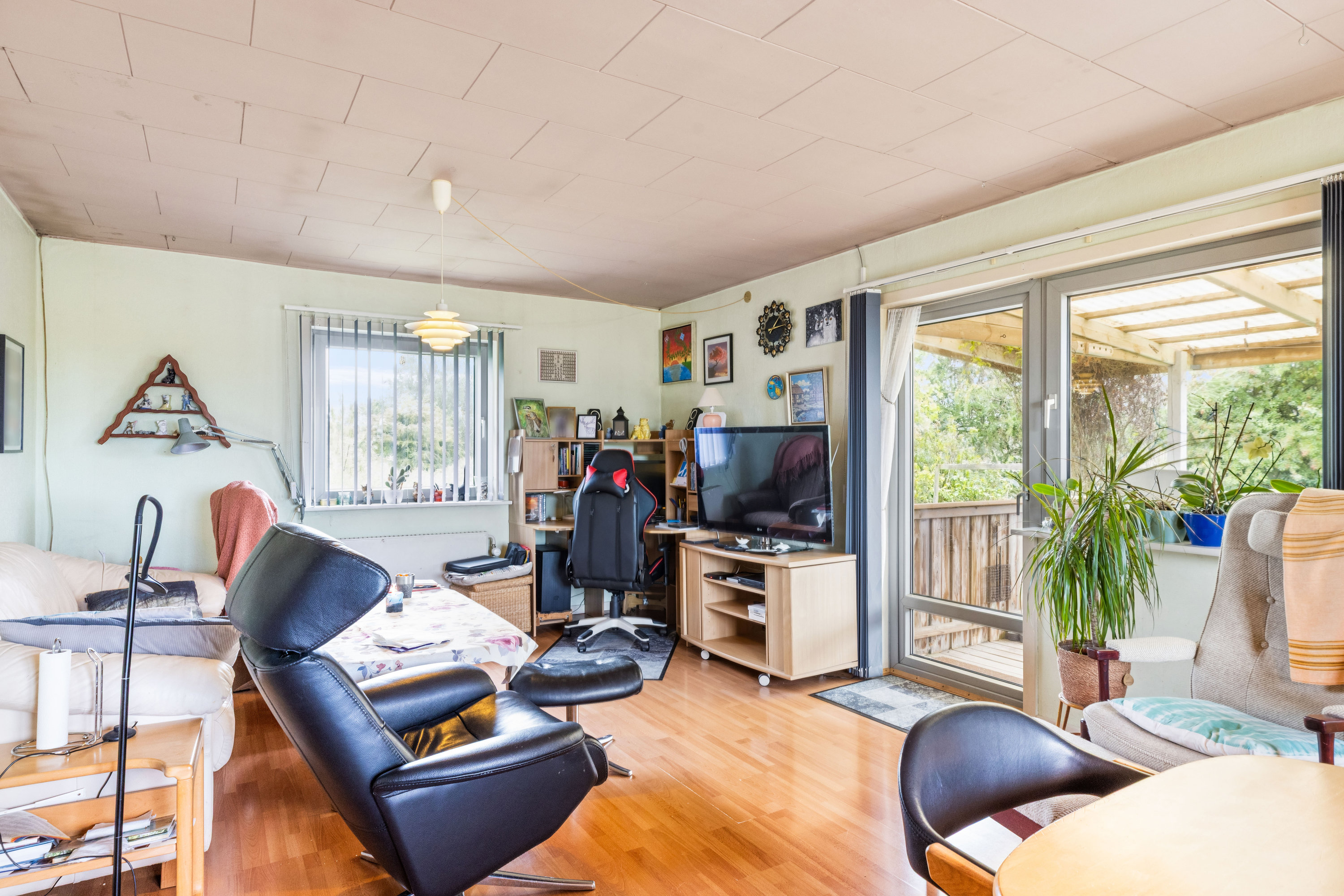 Fremhævet stue billede i fuldskærmstilstand. Billede af Notmark 16, 6440 Augustenborg