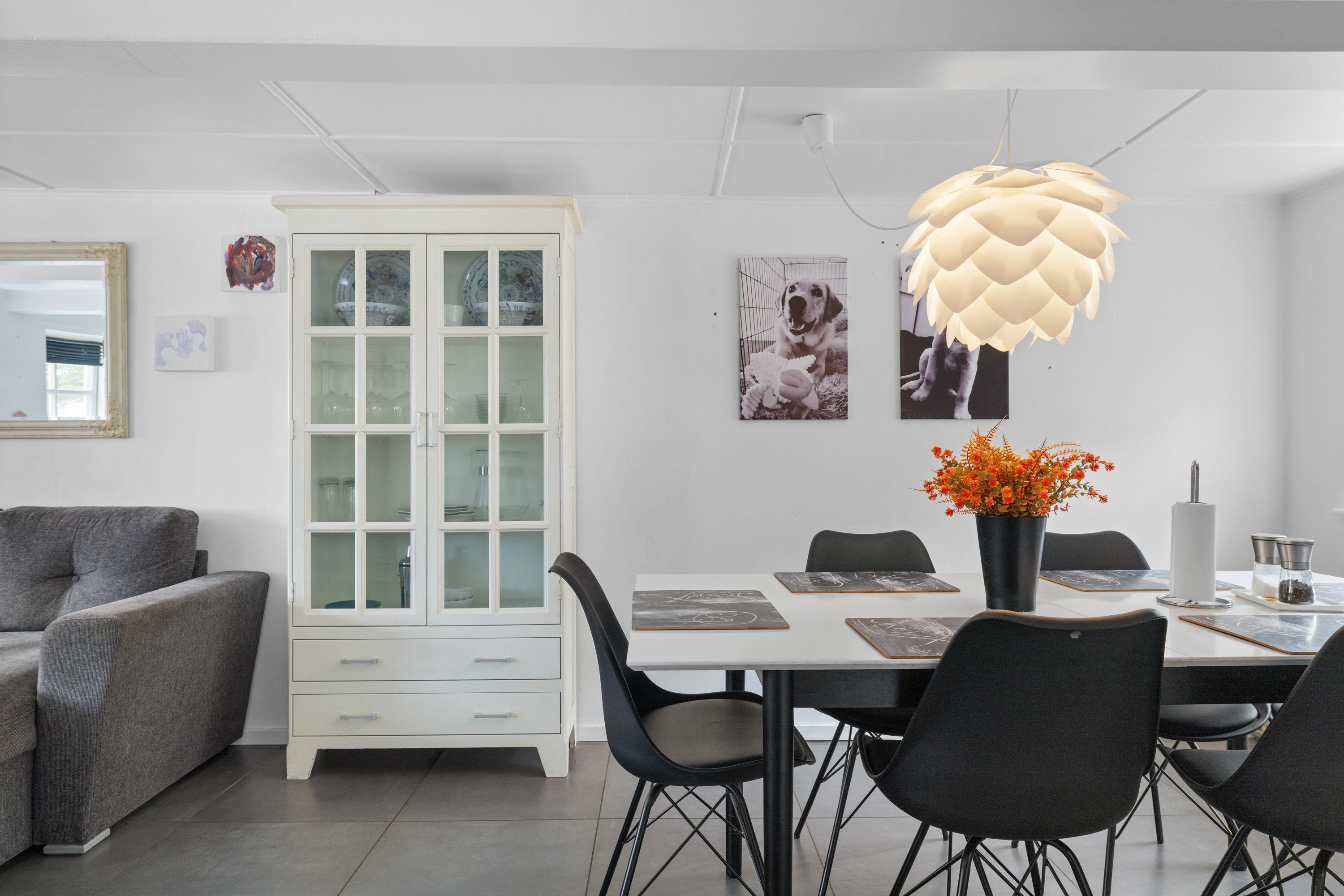 Fremhævet stue billede i fuldskærmstilstand. Billede af Ramsevej 11, Bøjden, 5600 Faaborg