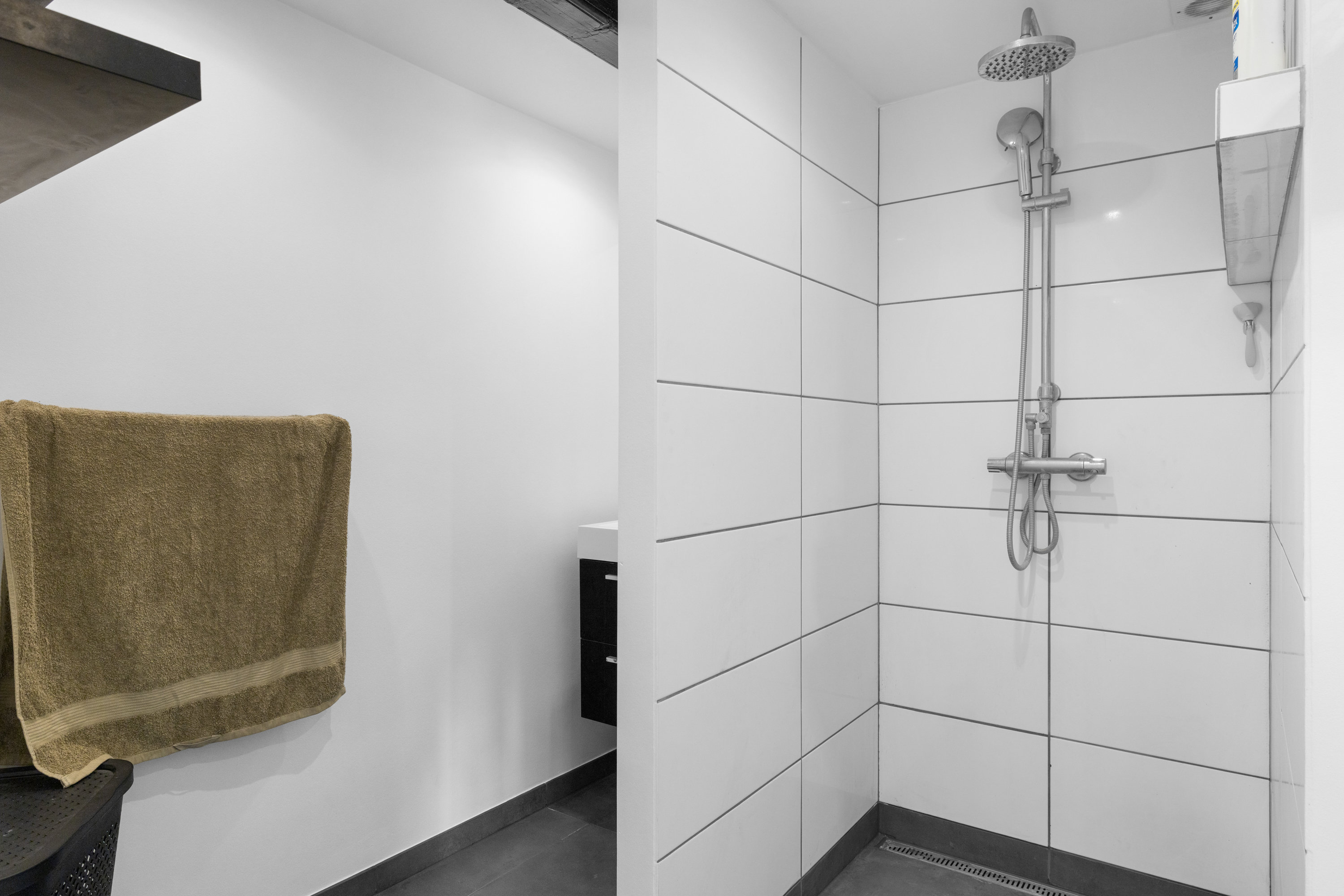 Fremhævet badeværelse billede i fuldskærmstilstand. Billede af Ramsevej 11, Bøjden, 5600 Faaborg