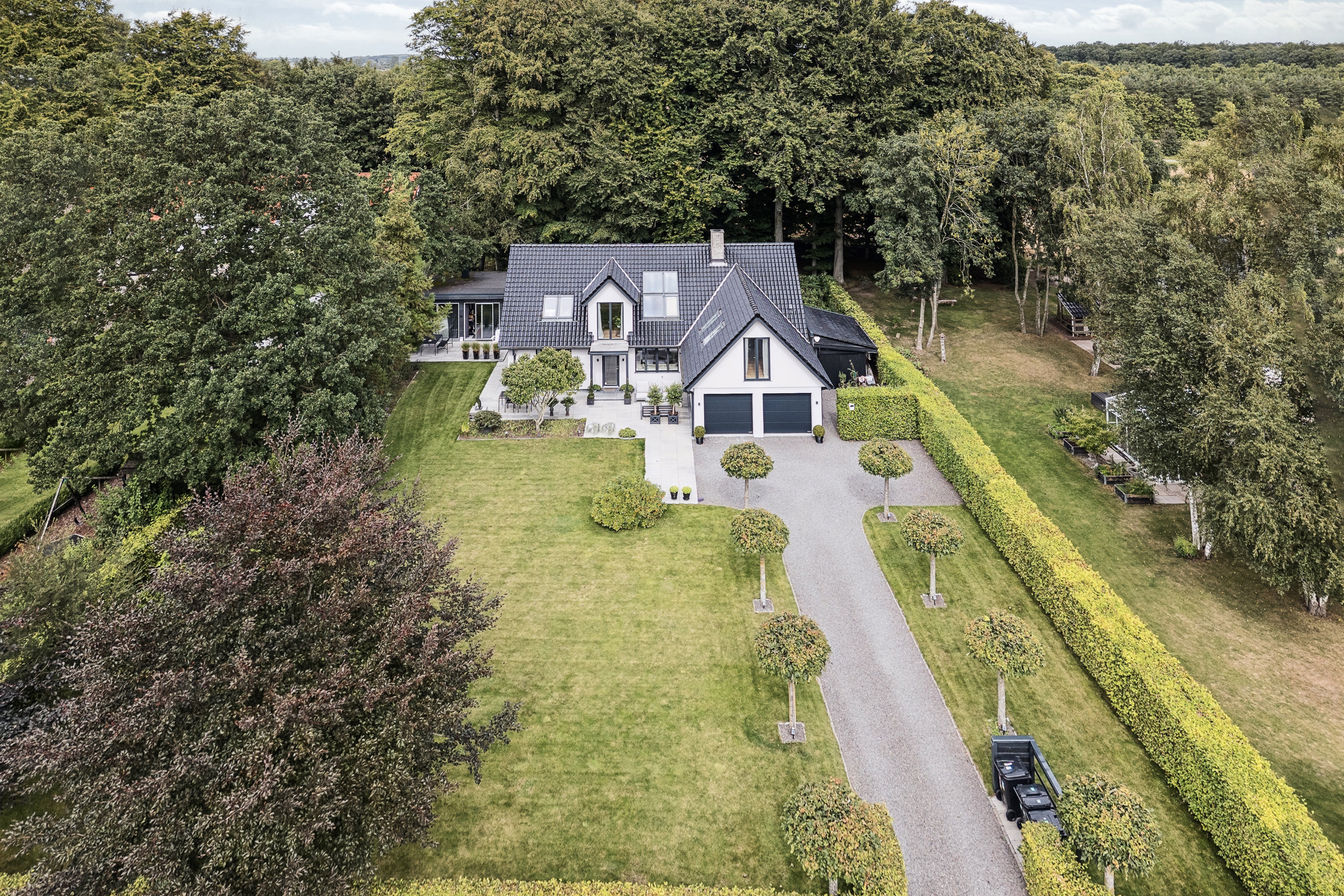 Miniaturebillede 2: ejendom 1. Billede af Ulstrup Bygade 3B, 4682 Tureby