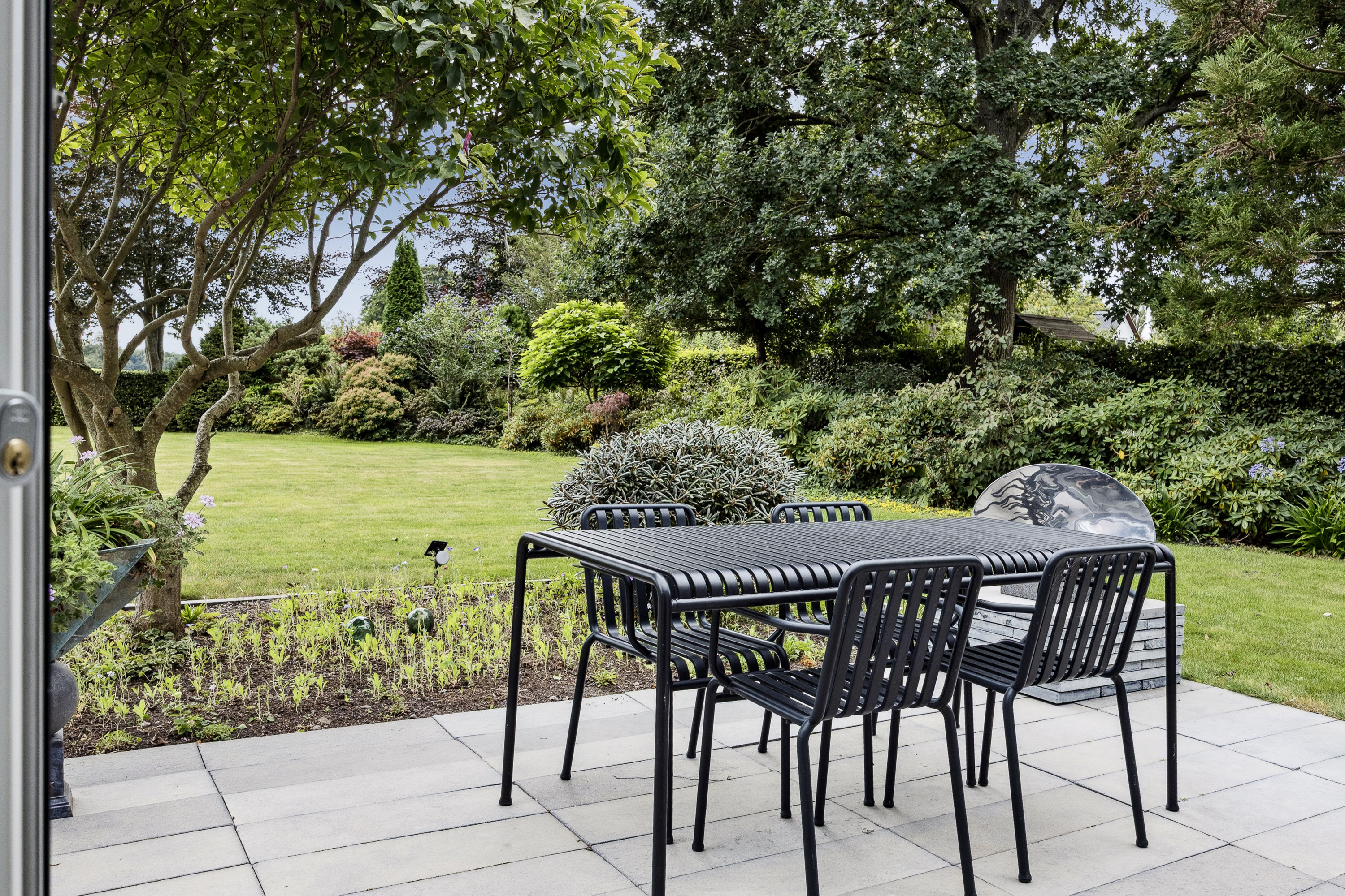 Fremhævet terrasse billede i fuldskærmstilstand. Billede af Ulstrup Bygade 3B, 4682 Tureby