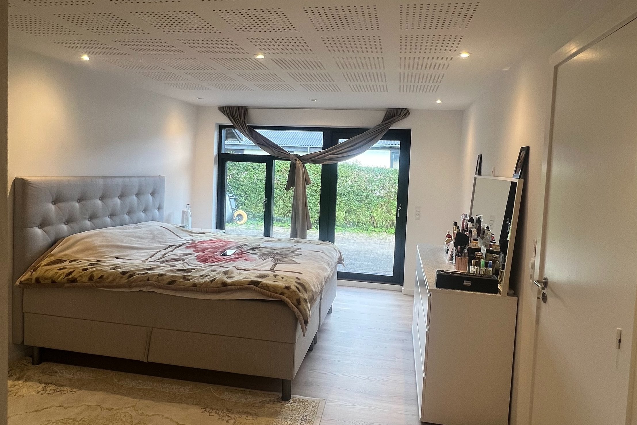 Fremhævet soveværelse billede i fuldskærmstilstand. Billede af Toftbovej 1, Jerlev, 7100 Vejle