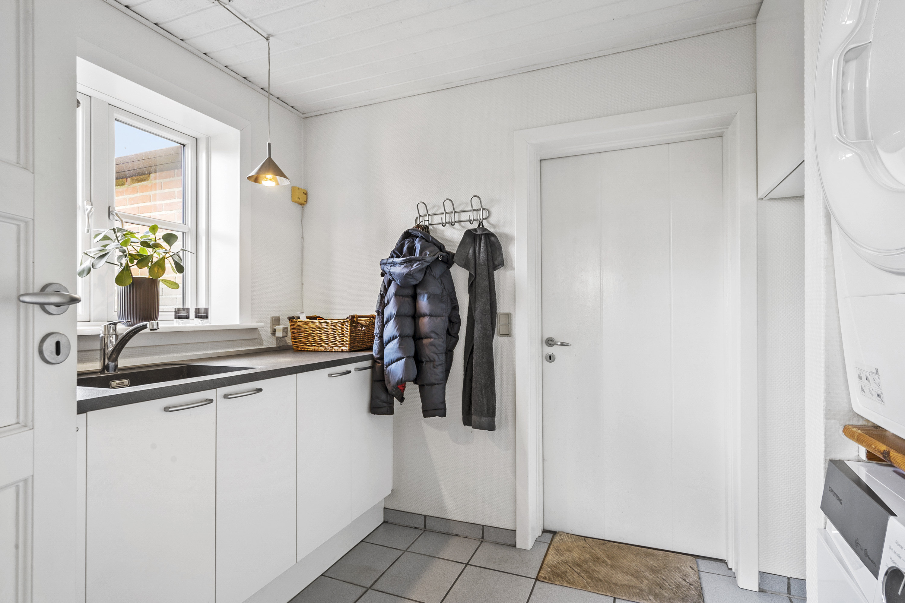 Fremhævet  billede i fuldskærmstilstand. Billede af Adelvej 2B, Højmark, 6940 Lem St