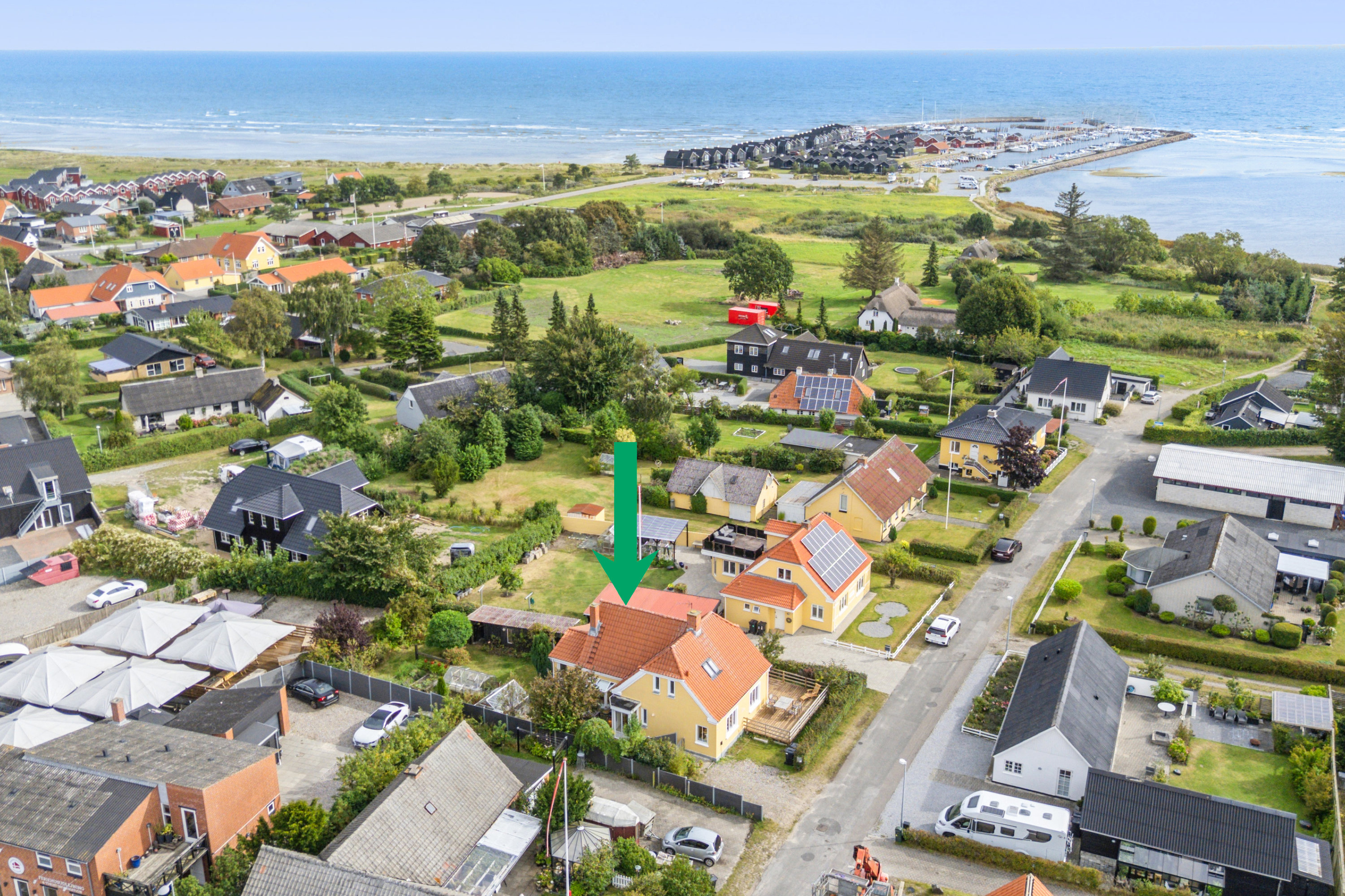 Fremhævet luftfoto billede i fuldskærmstilstand. Billede af Gl Krovej 1, Øster Hurup, 9560 Hadsund