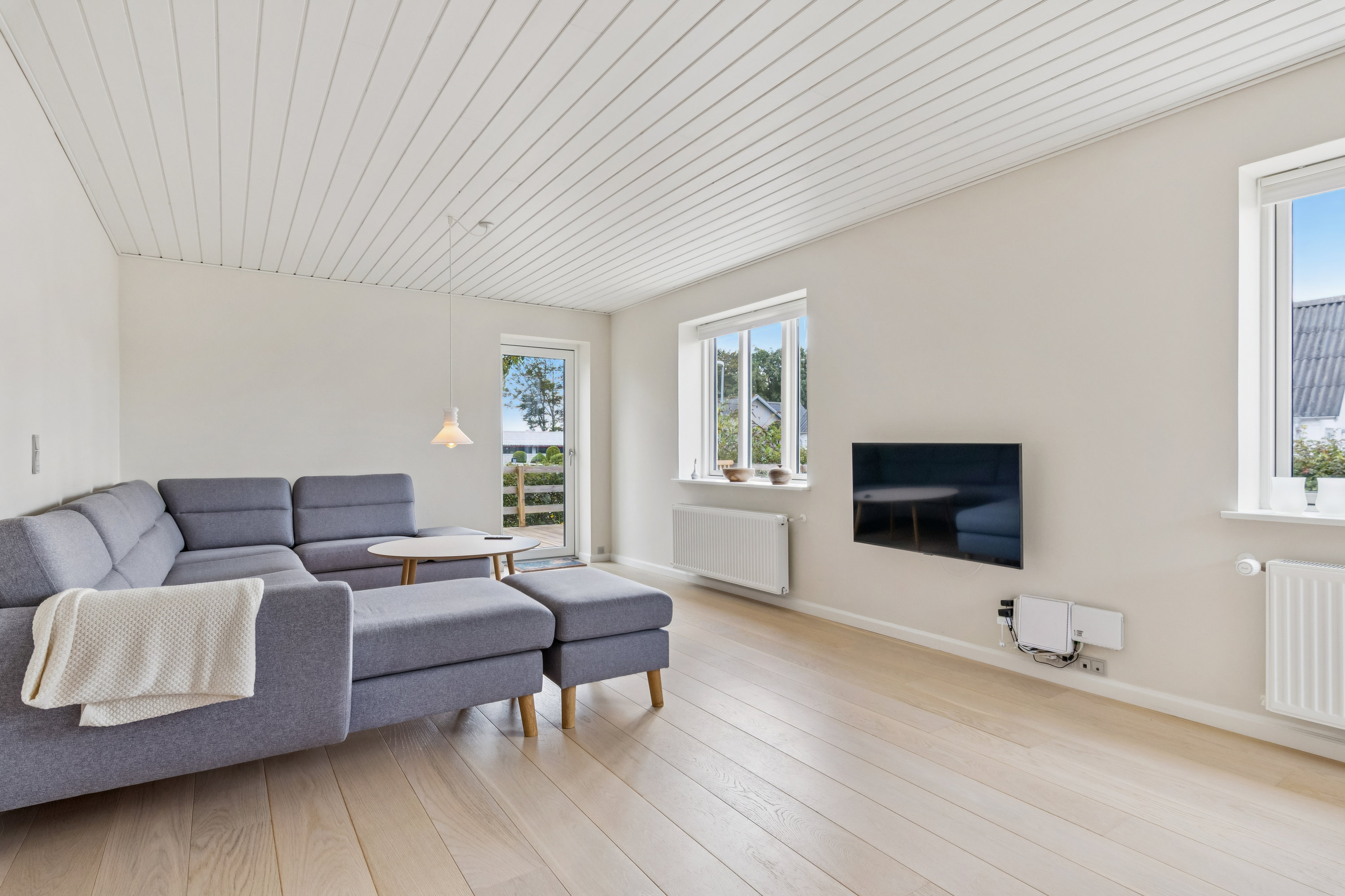 Fremhævet stue billede i fuldskærmstilstand. Billede af Gl Krovej 1, Øster Hurup, 9560 Hadsund