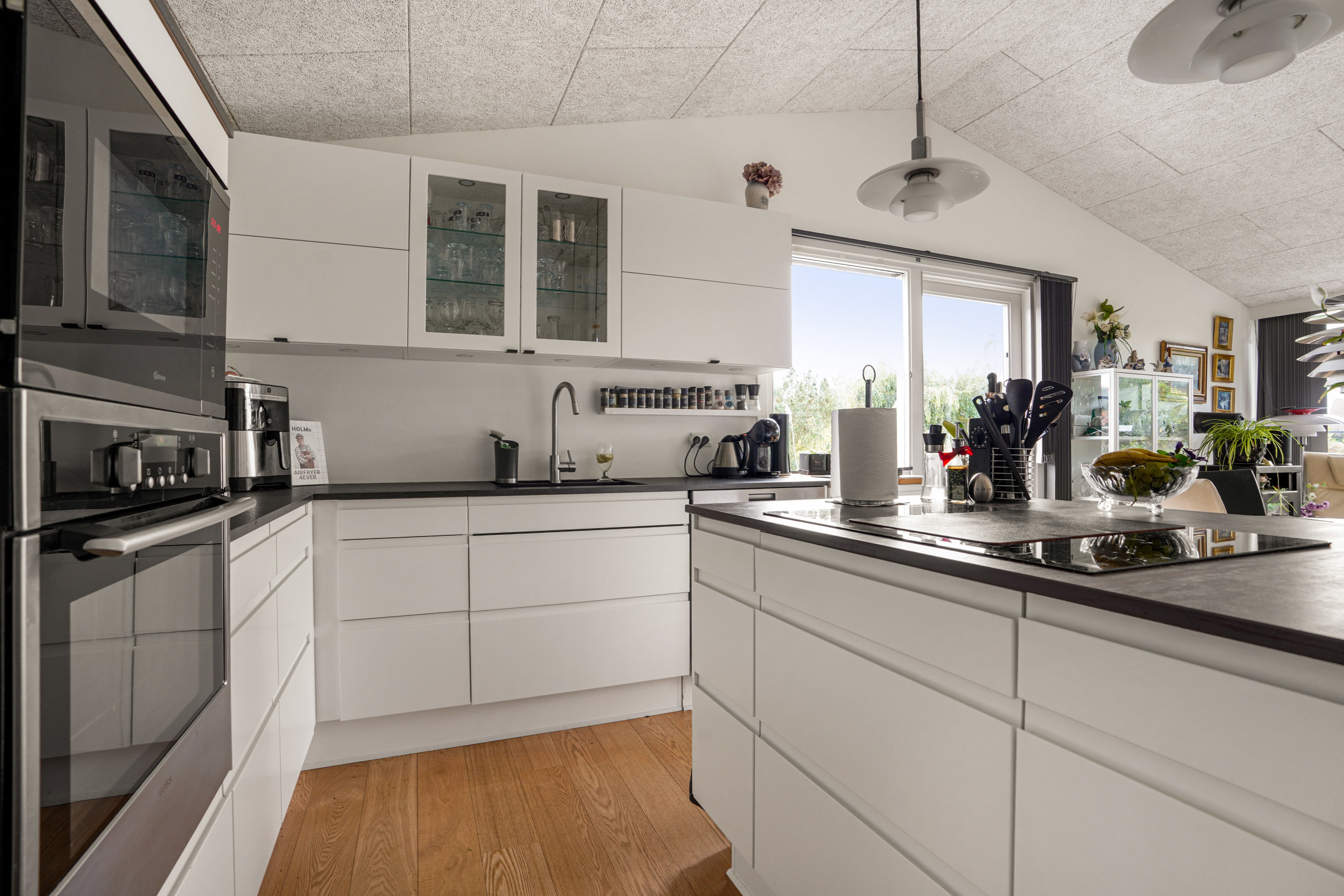 Miniaturebillede 1: køkken. Billede af Kamillavej 4, Strib, 5500 Middelfart