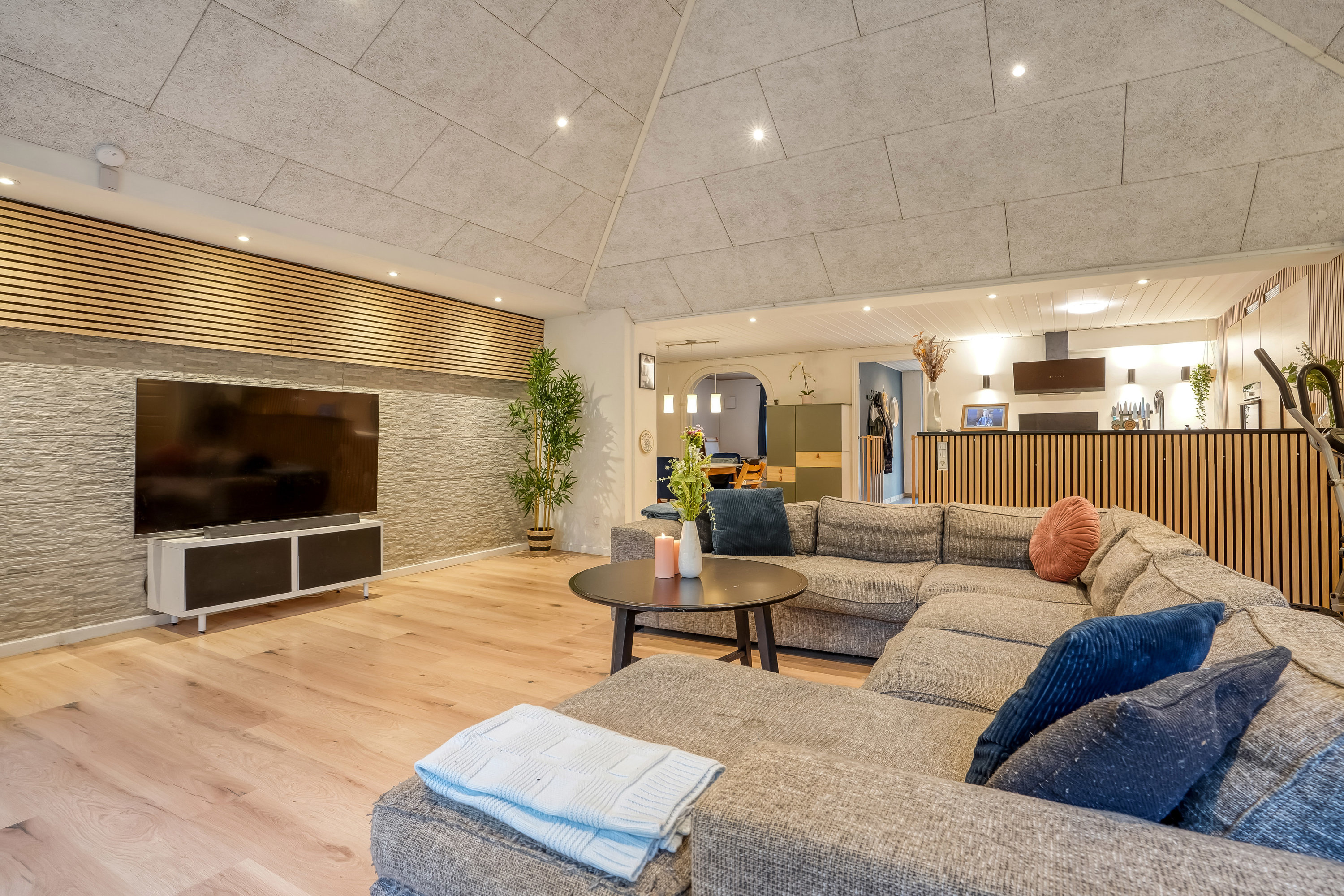 Fremhævet stue billede i fuldskærmstilstand. Billede af Fruens Vej 6, 8763 Rask Mølle