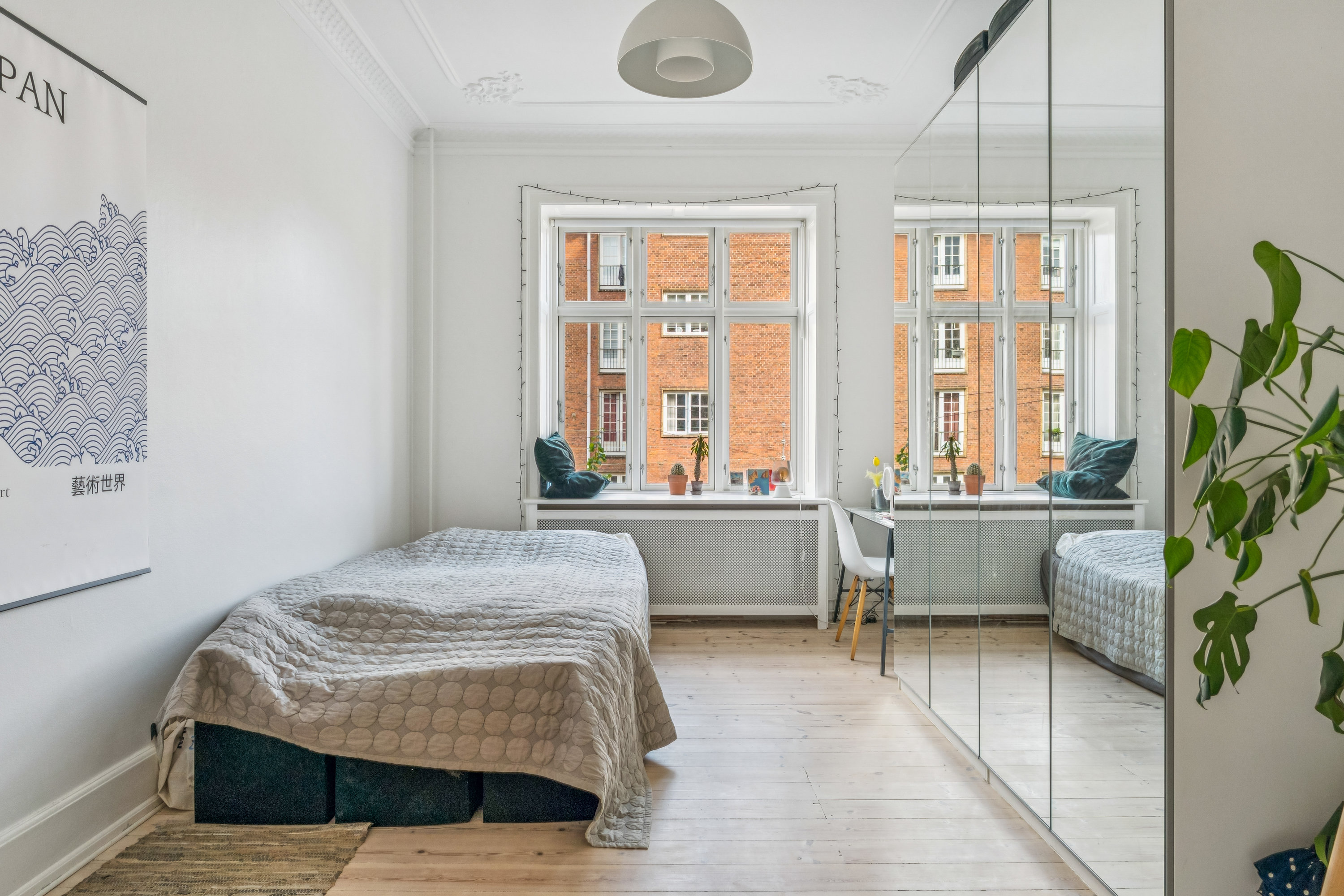 Fremhævet stue billede i fuldskærmstilstand. Billede af Vejrøgade 5, 2. tv., 2100 København Ø