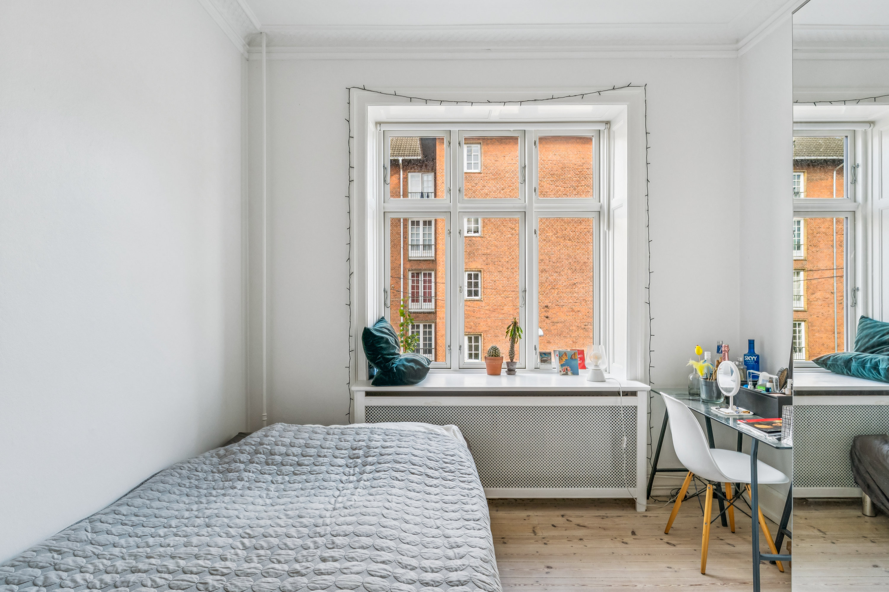 Fremhævet stue billede i fuldskærmstilstand. Billede af Vejrøgade 5, 2. tv., 2100 København Ø