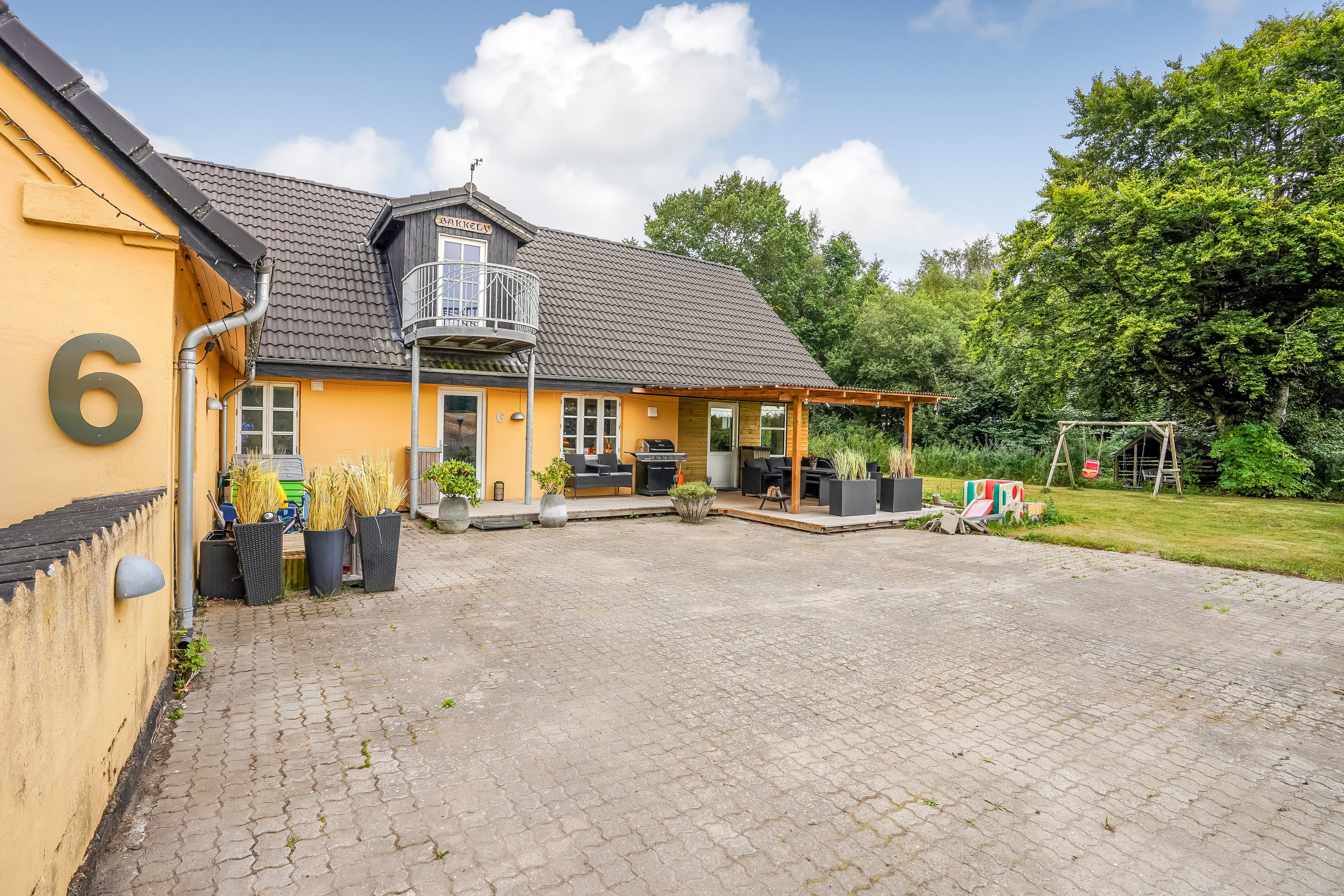 Fremhævet ejendommen billede i fuldskærmstilstand. Billede af Fruens Vej 6, 8763 Rask Mølle