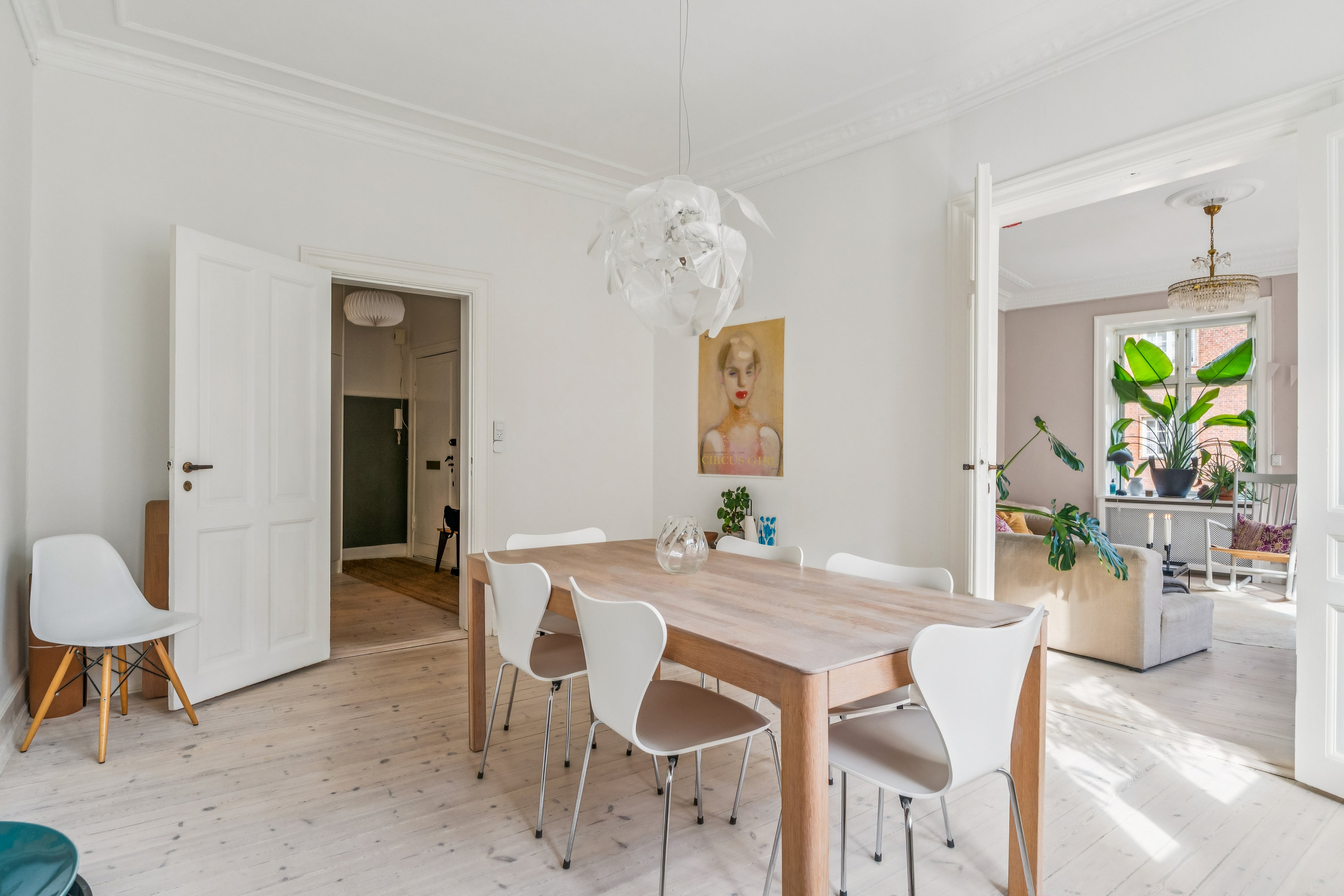 Fremhævet stue billede i fuldskærmstilstand. Billede af Vejrøgade 5, 2. tv., 2100 København Ø