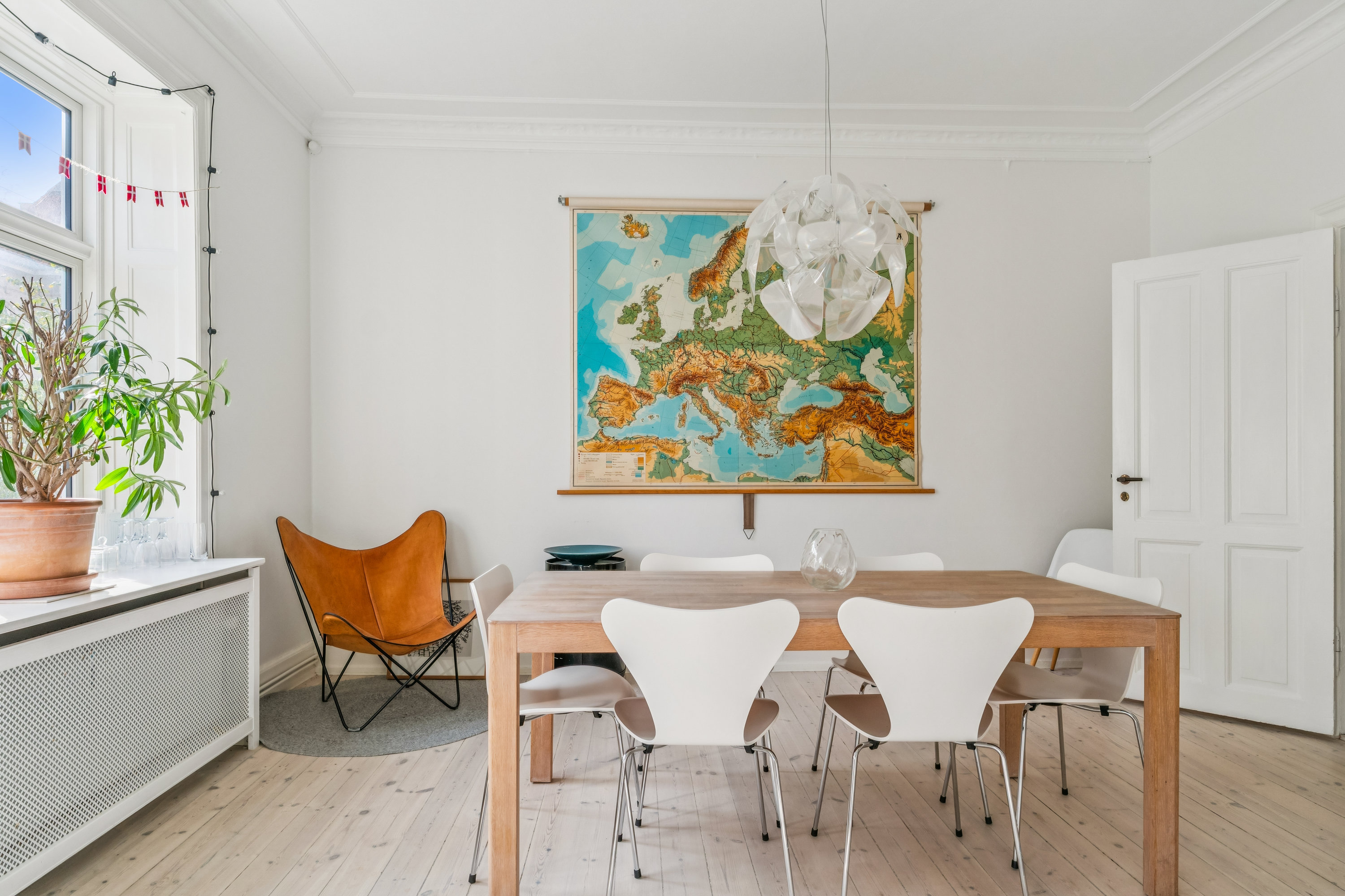 Fremhævet stue billede i fuldskærmstilstand. Billede af Vejrøgade 5, 2. tv., 2100 København Ø